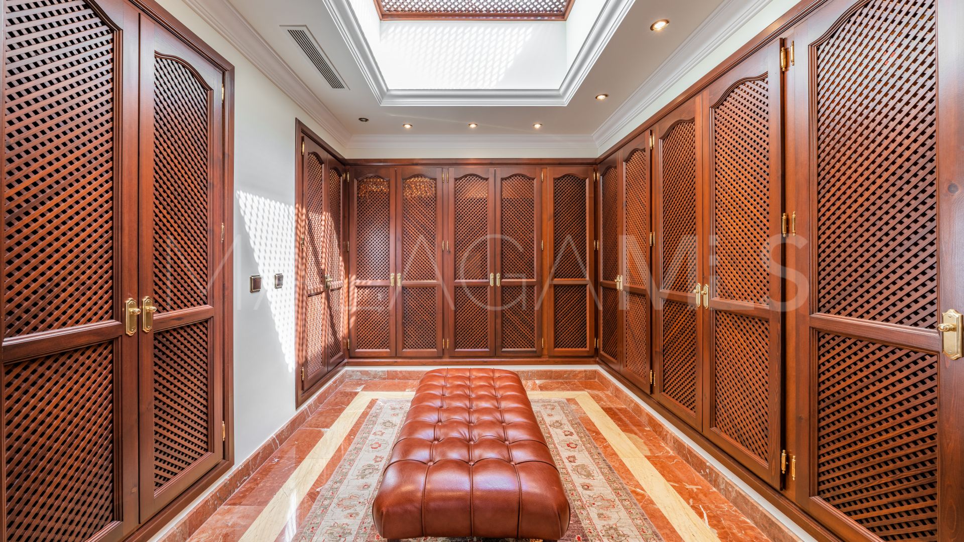 Villa for sale in La Zagaleta