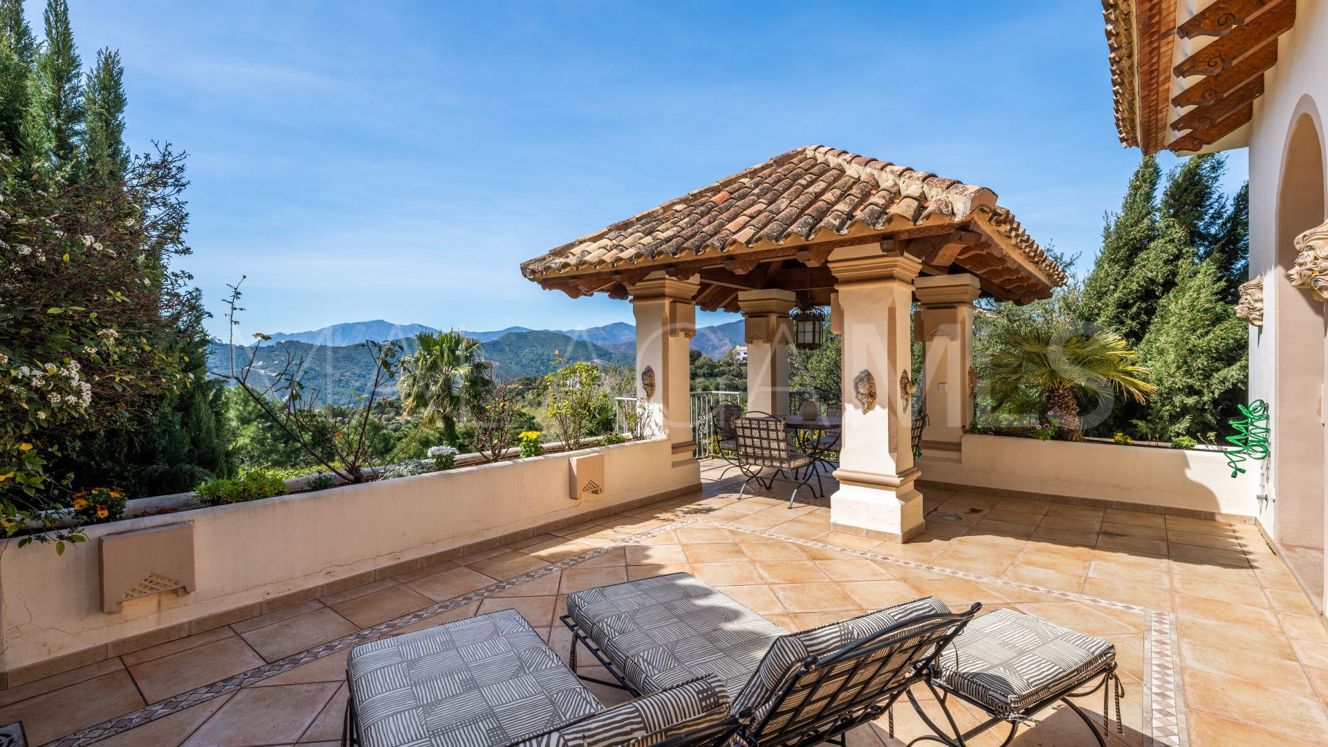 Villa for sale in La Zagaleta