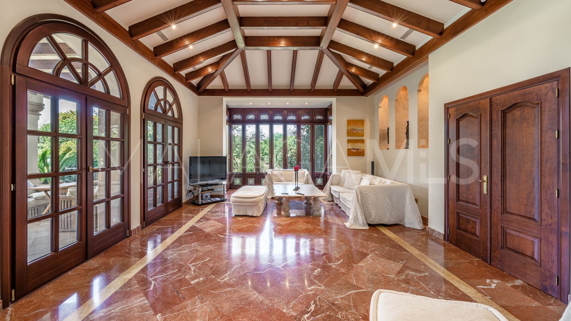 Villa for sale in La Zagaleta