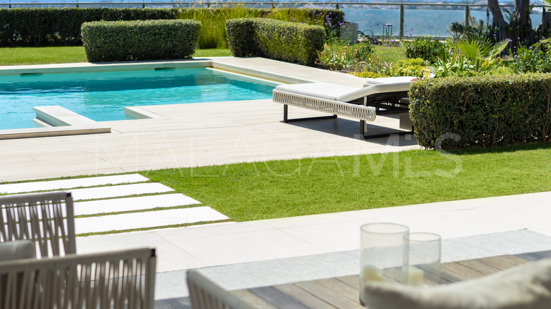 Villa for sale in Monte Halcones