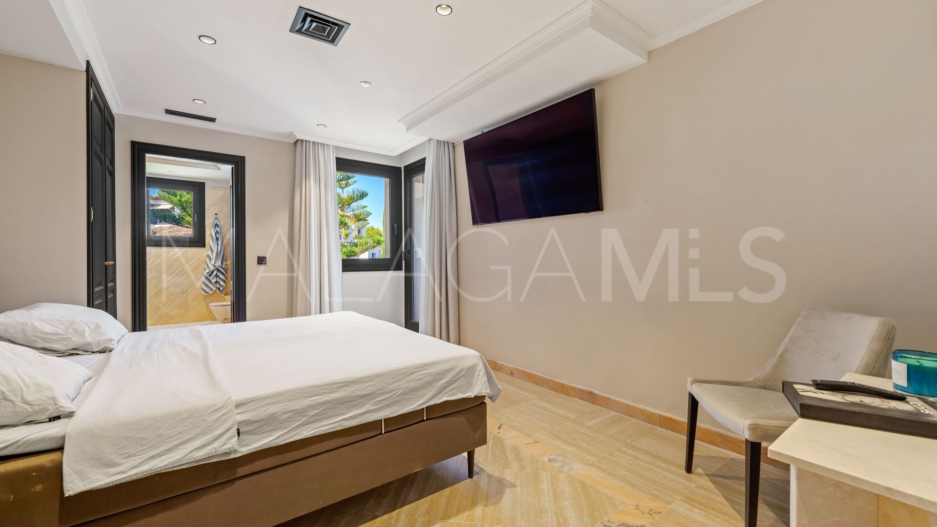 Monte Paraiso Country Club duplex penthouse for sale