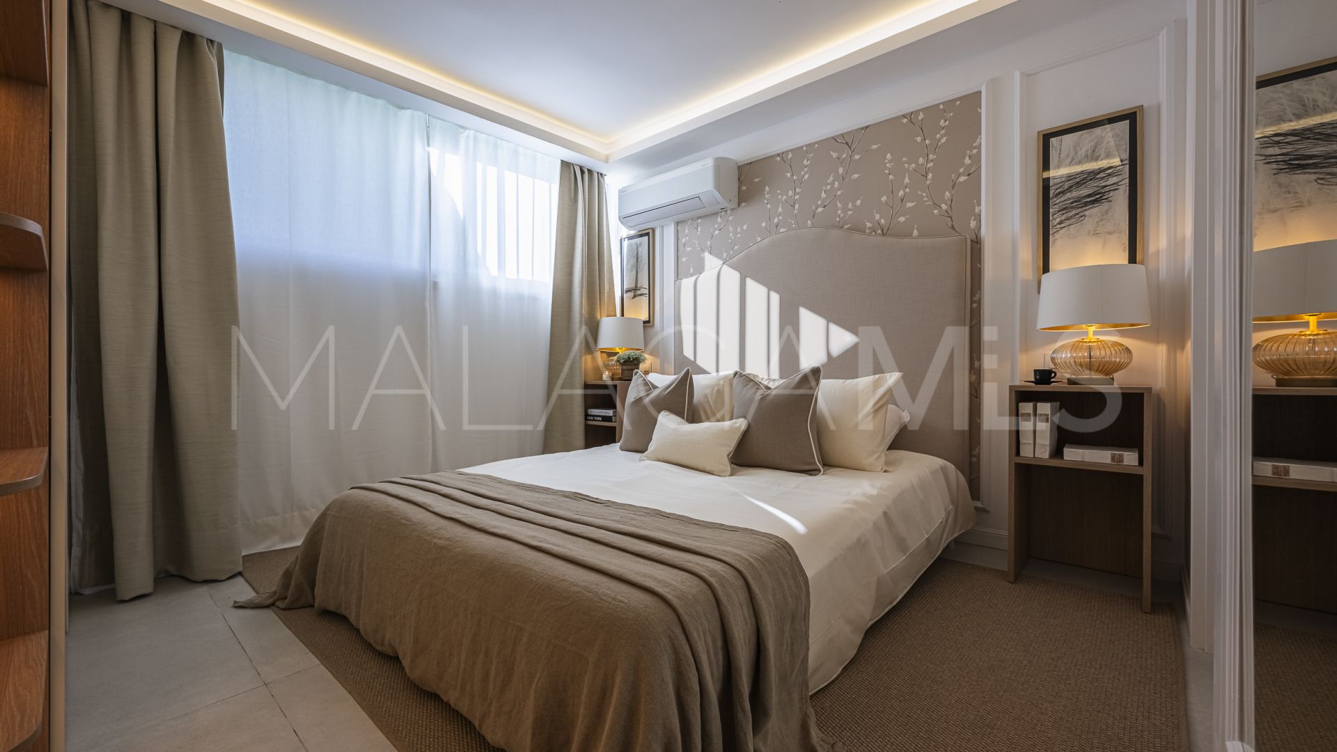 For sale 4 bedrooms town house in Nueva Andalucia