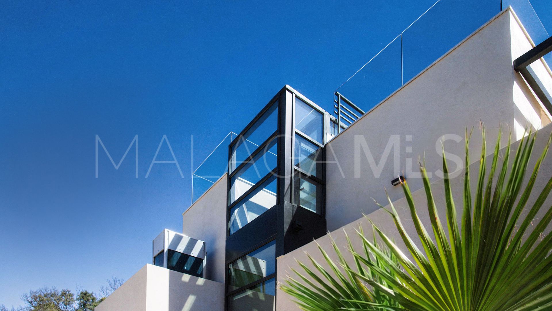 Se vende villa with 5 bedrooms in Rio Verde Playa