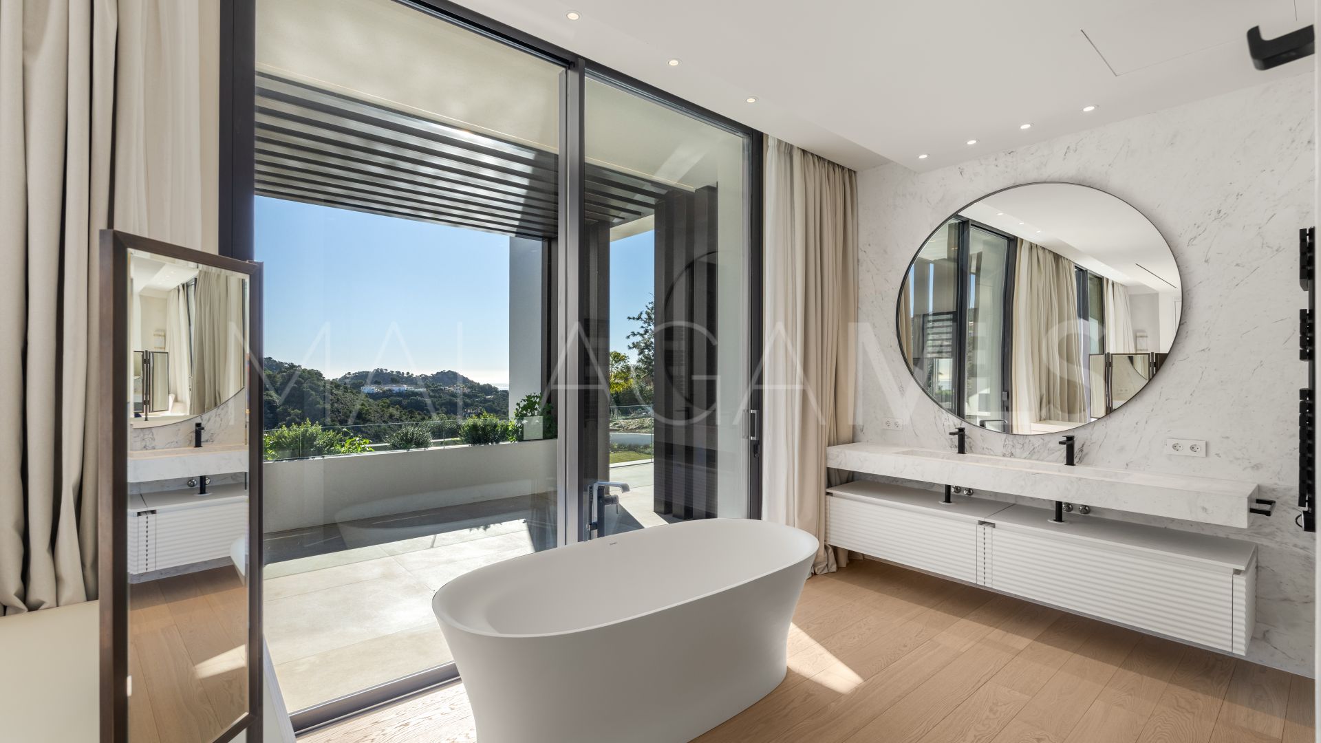 Villa for sale in La Zagaleta