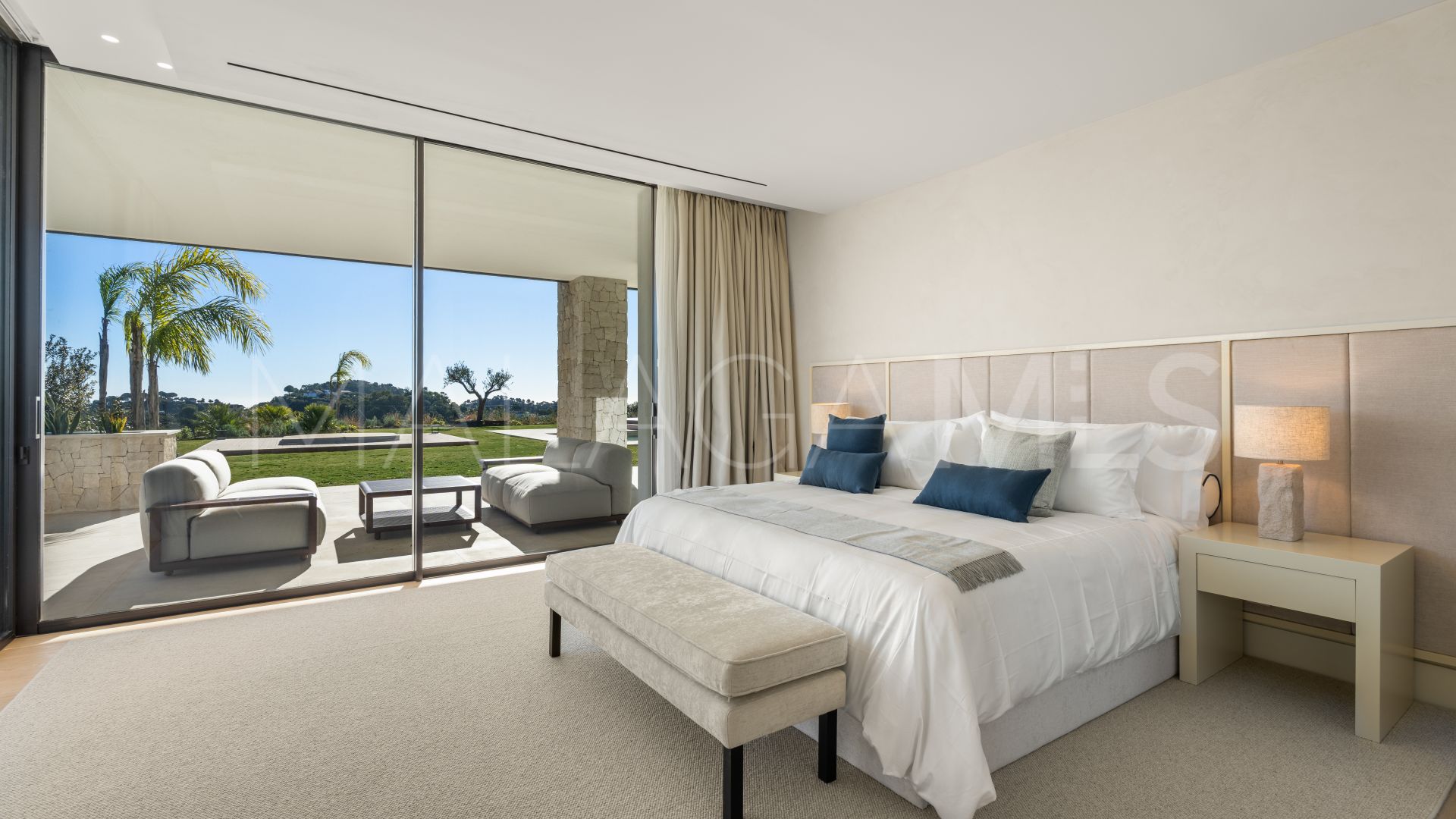 Villa for sale in La Zagaleta