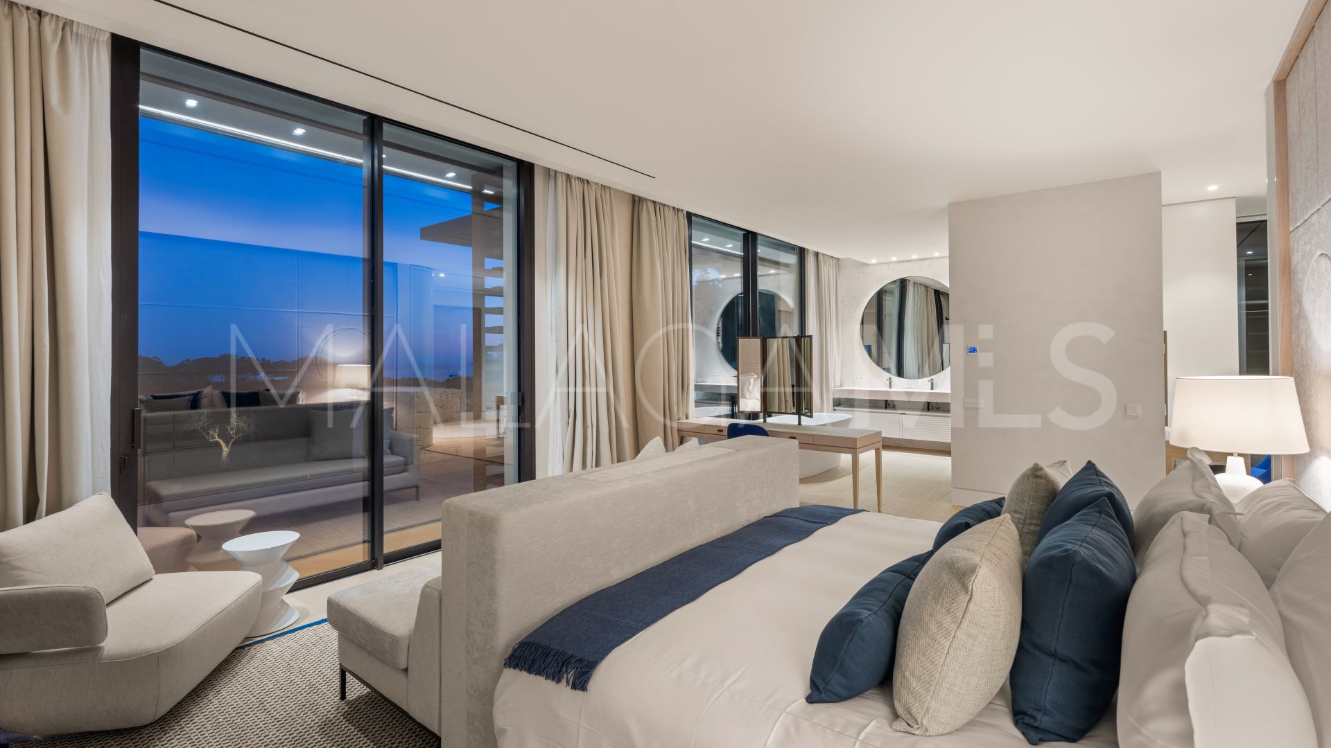 Villa for sale in La Zagaleta