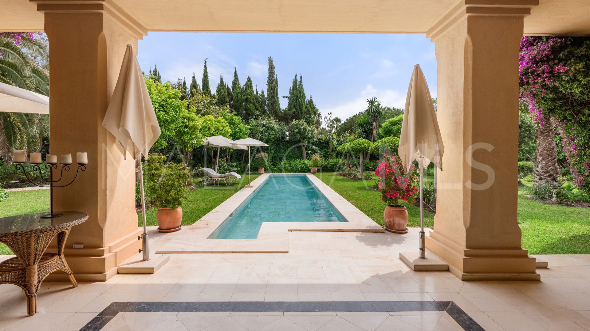 Villa for sale in Guadalmina Baja with 3 bedrooms