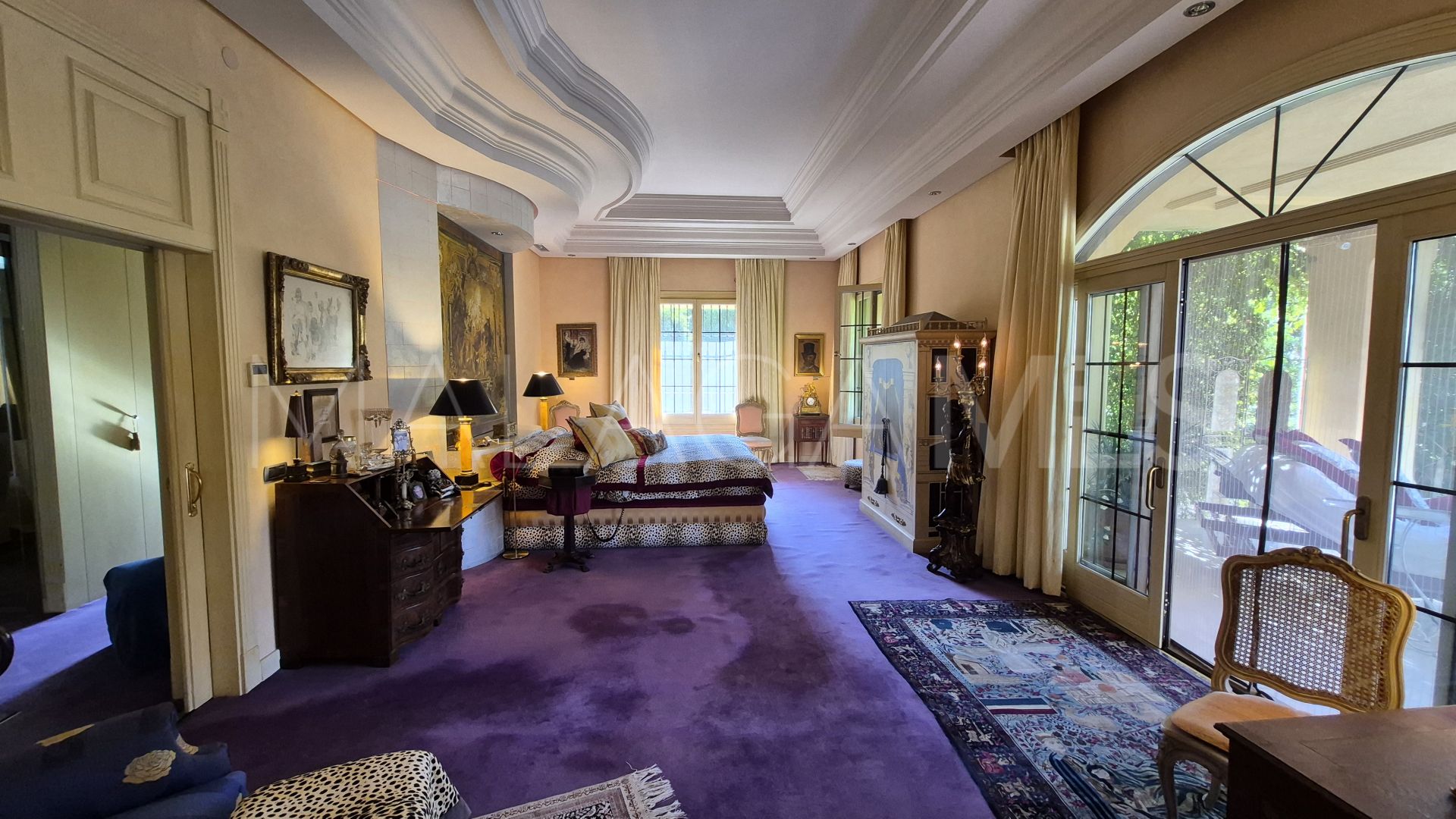 Villa for sale in Guadalmina Baja with 3 bedrooms