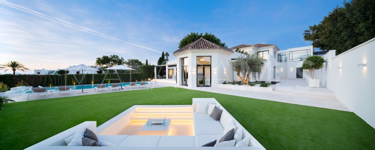 Se vende villa de 5 bedrooms in Aloha
