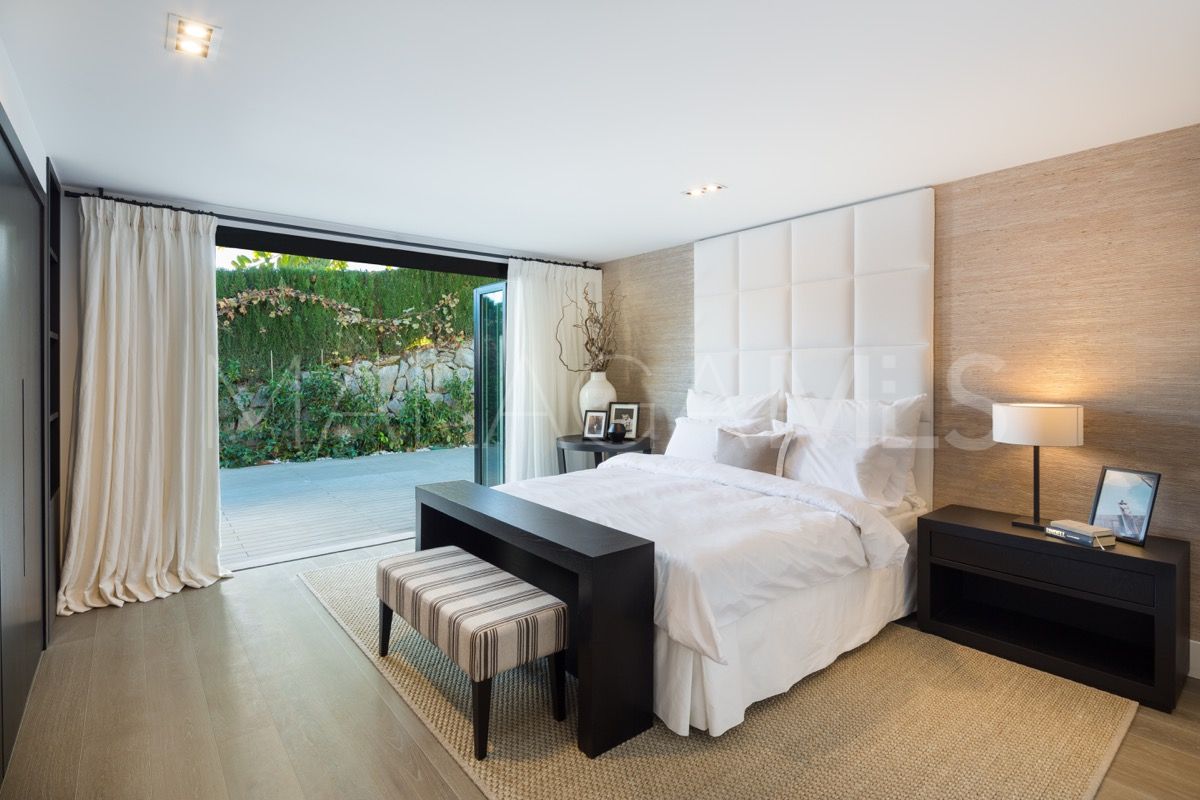 Se vende villa de 5 bedrooms in Aloha