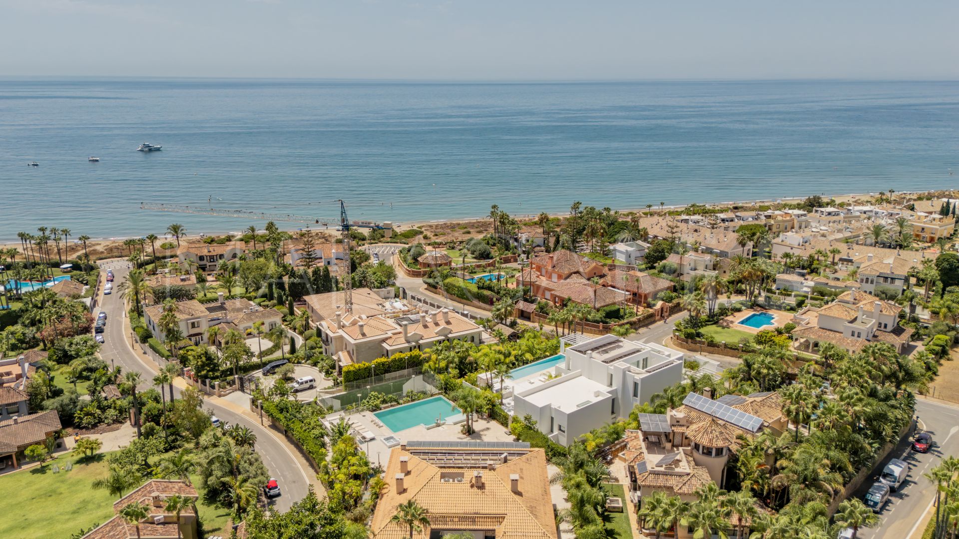Villa for sale in Bahia de Marbella