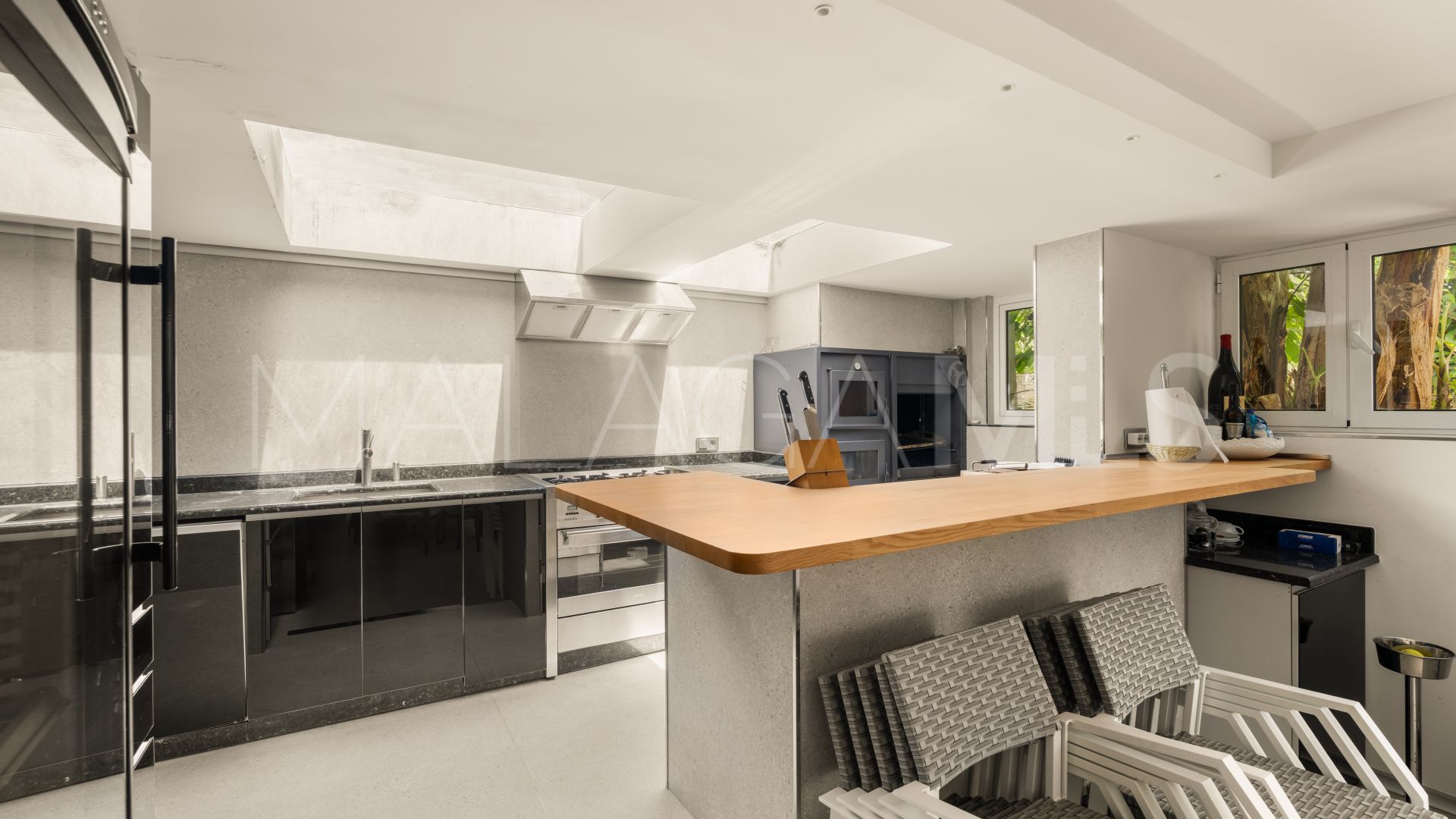 Villa for sale in Bahia de Marbella