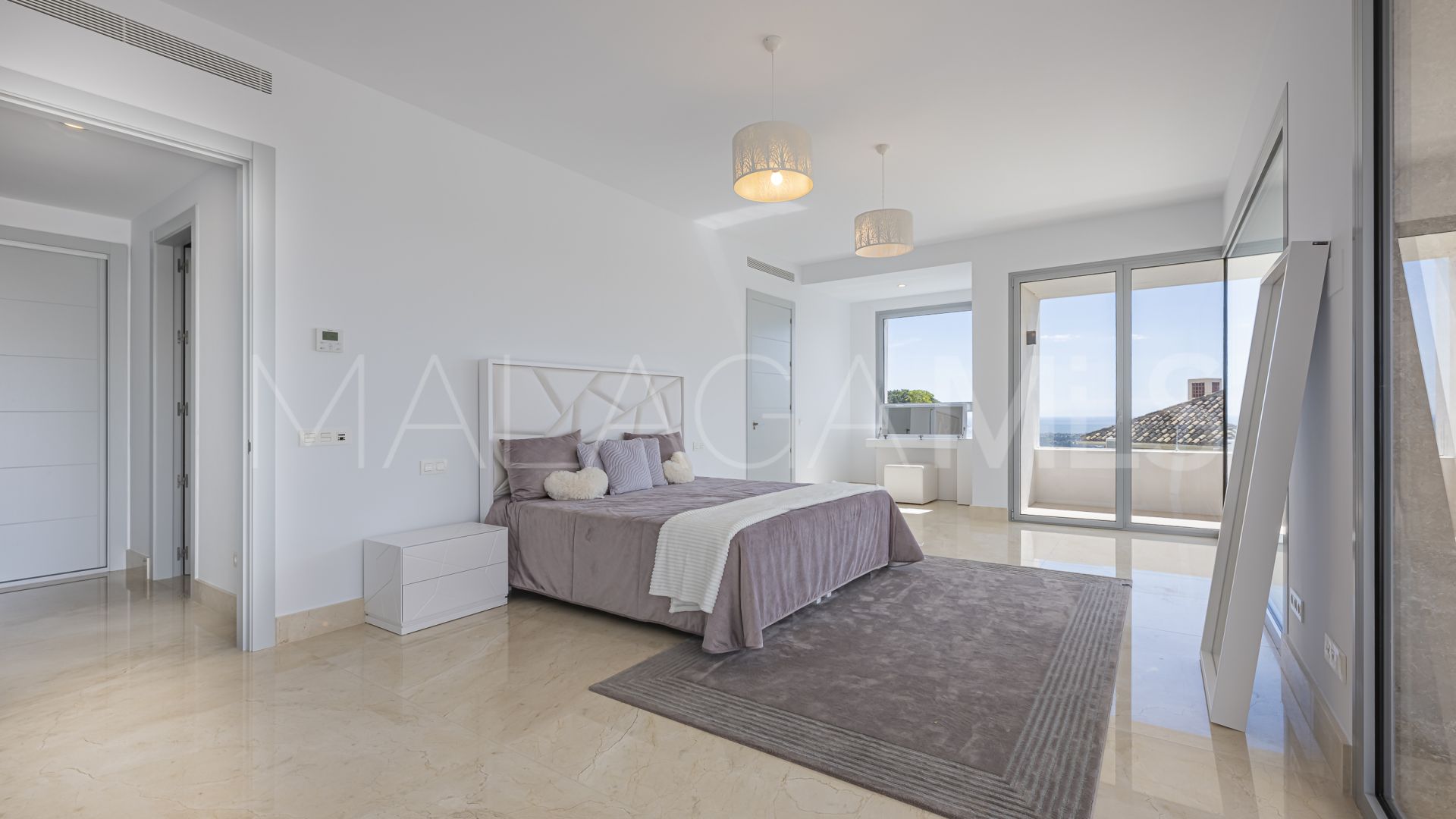 Villa for sale in Los Arqueros