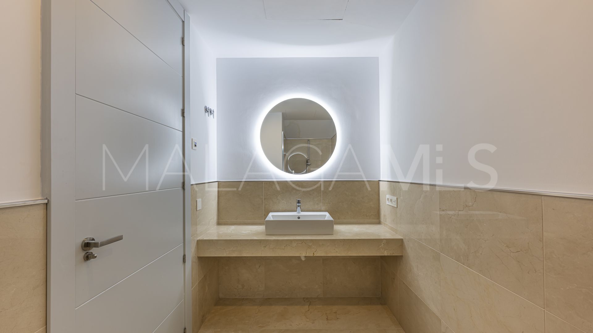 Villa for sale in Los Arqueros