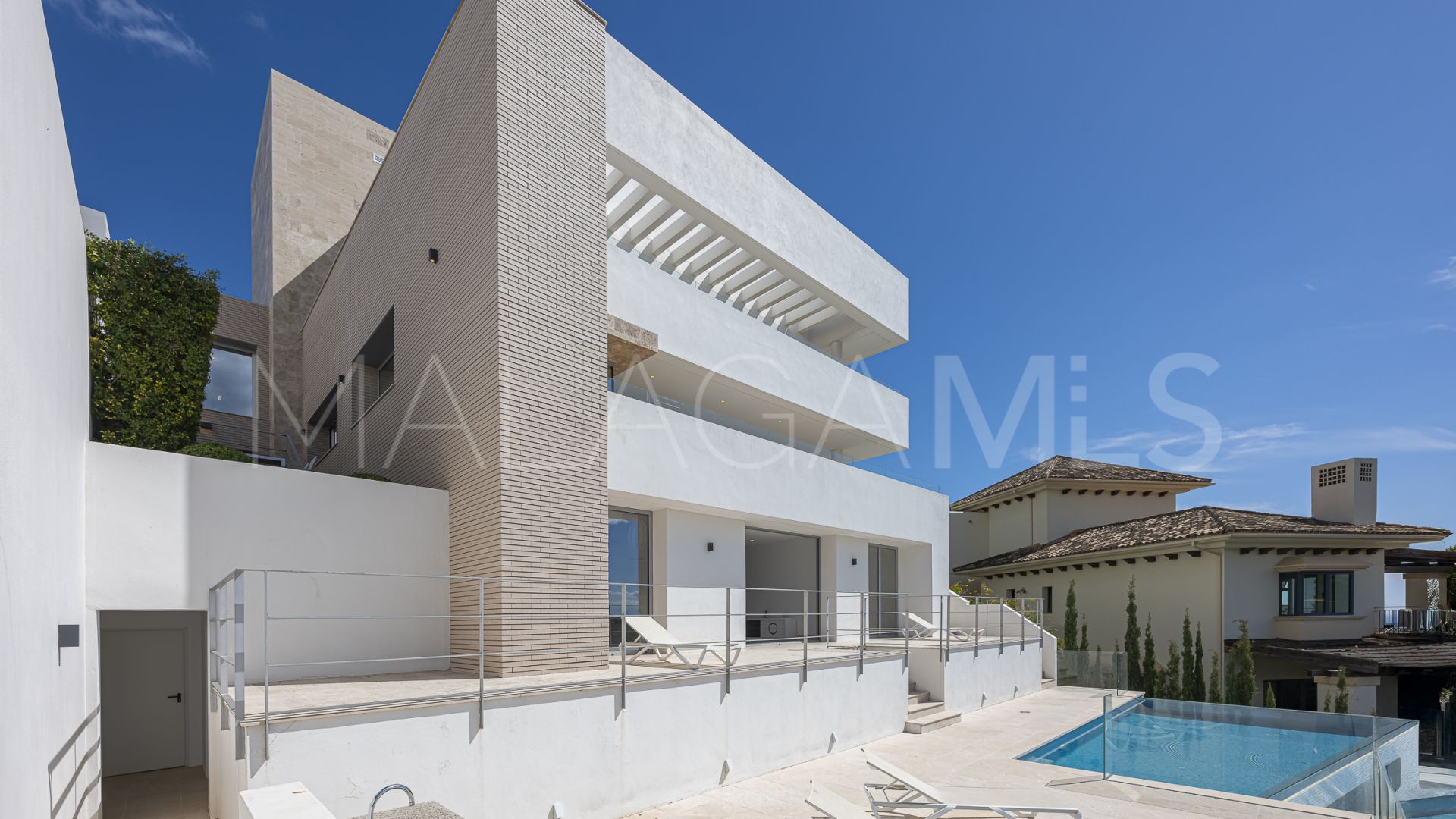 Villa for sale in Los Arqueros