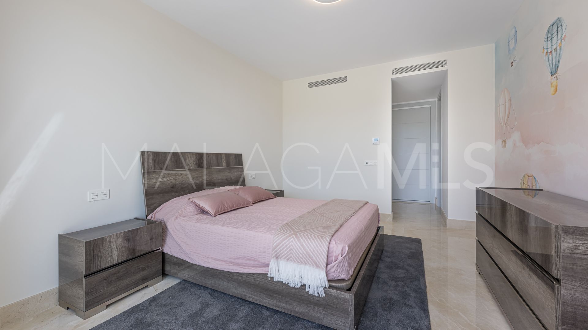 Villa for sale in Los Arqueros