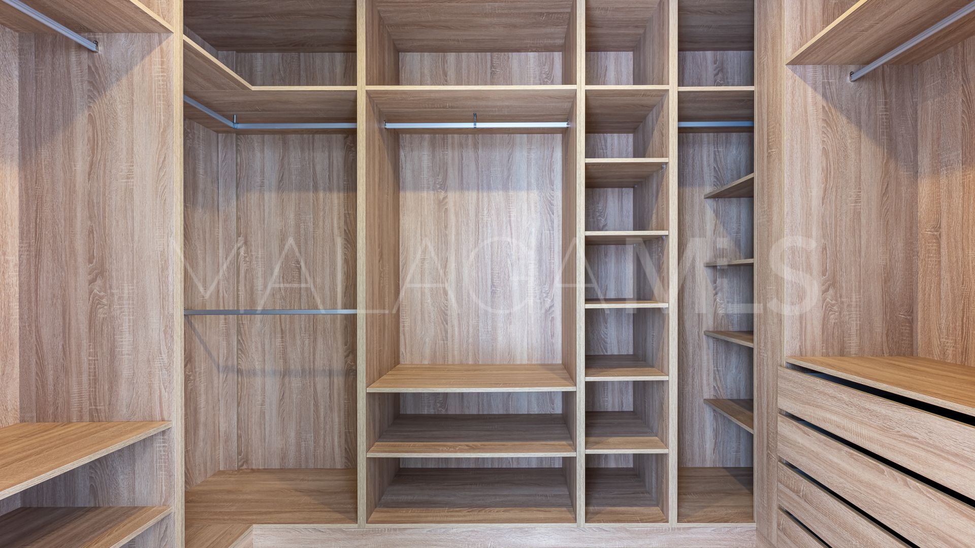 Villa for sale in Los Arqueros