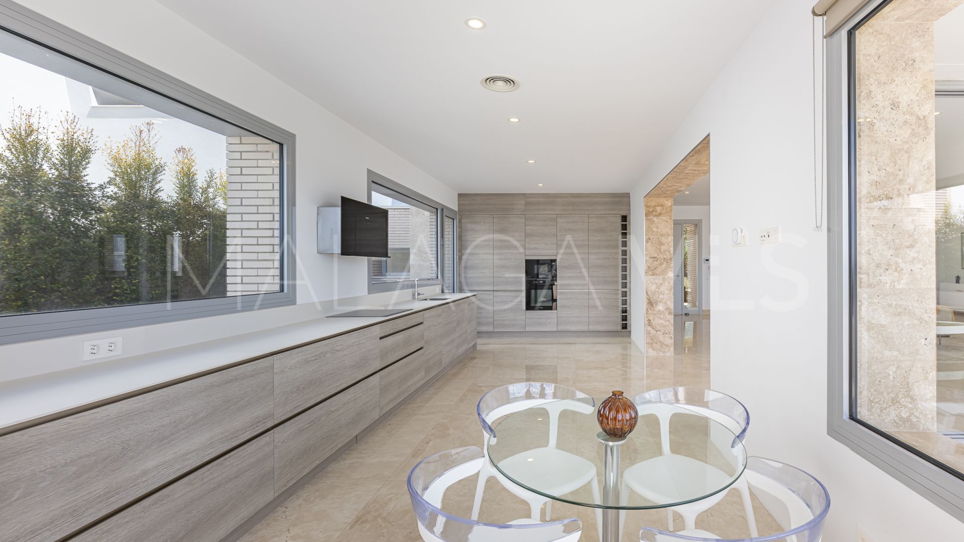 Villa for sale in Los Arqueros