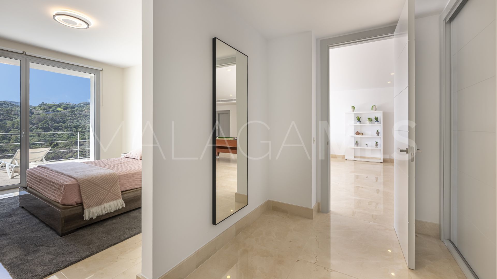 Villa for sale in Los Arqueros