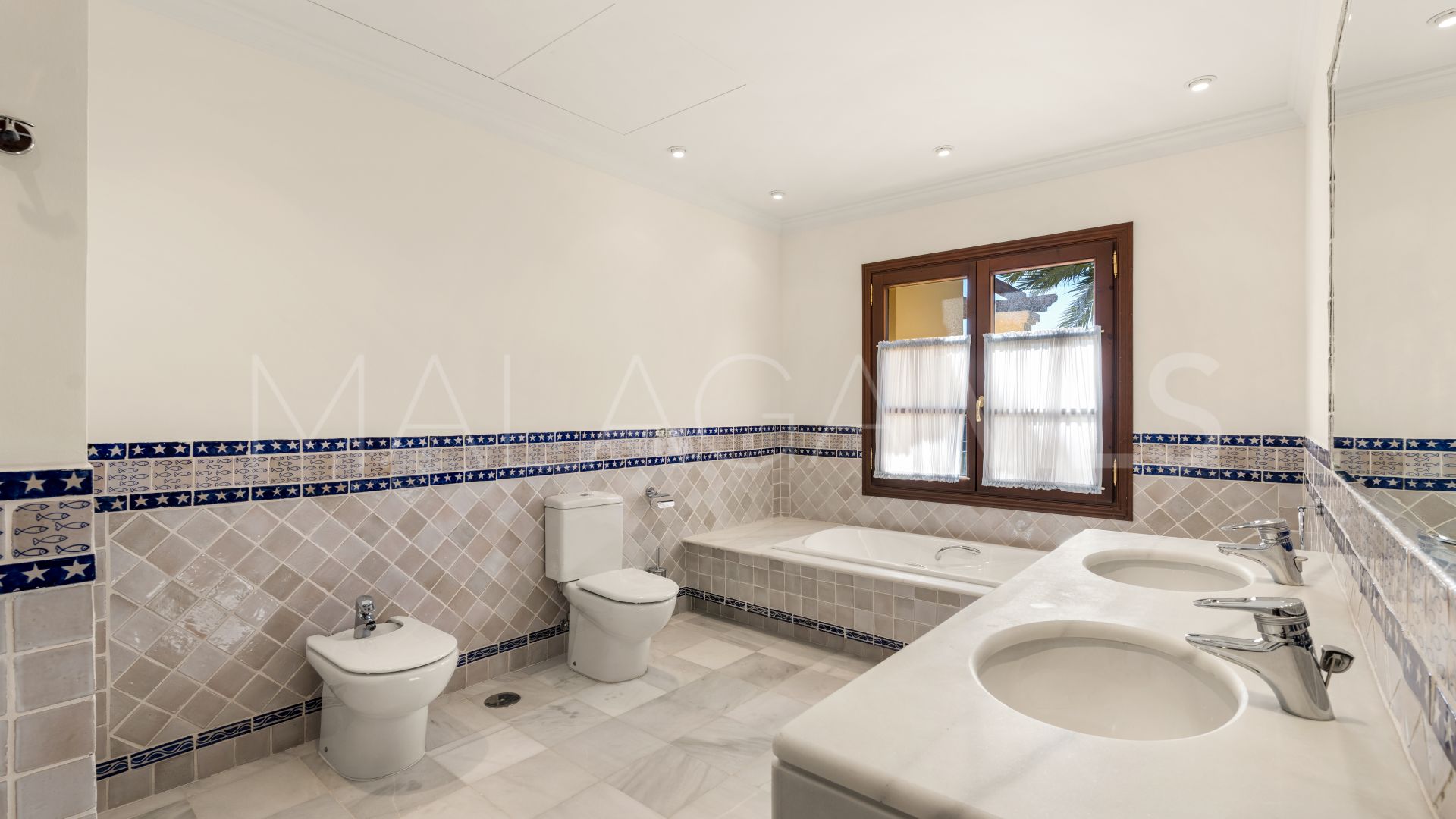 Villa for sale in La Zagaleta