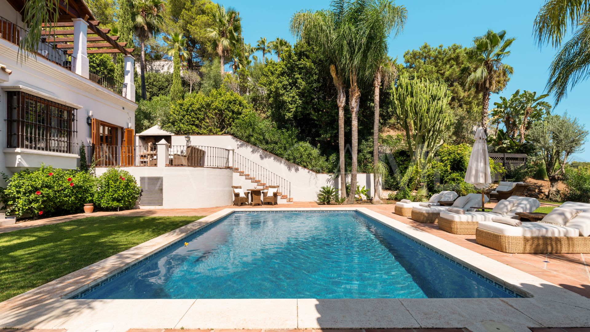 El Madroñal, villa for sale