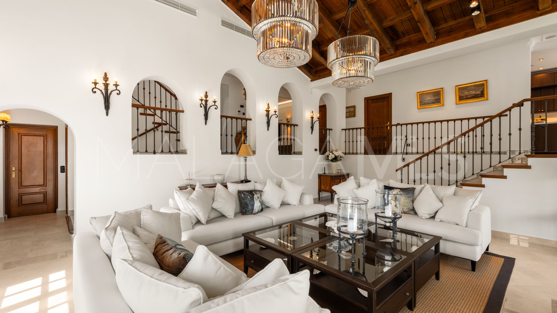El Madroñal, villa for sale