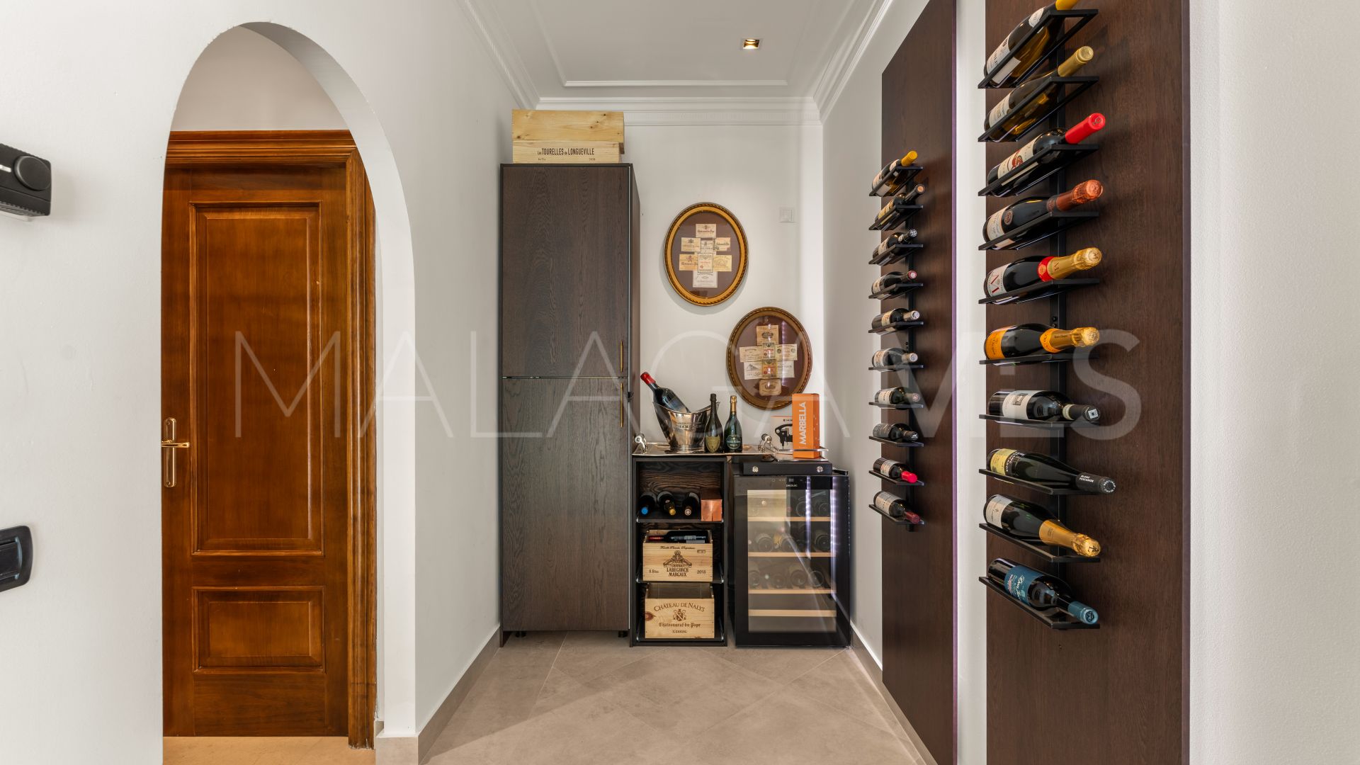El Madroñal, villa for sale