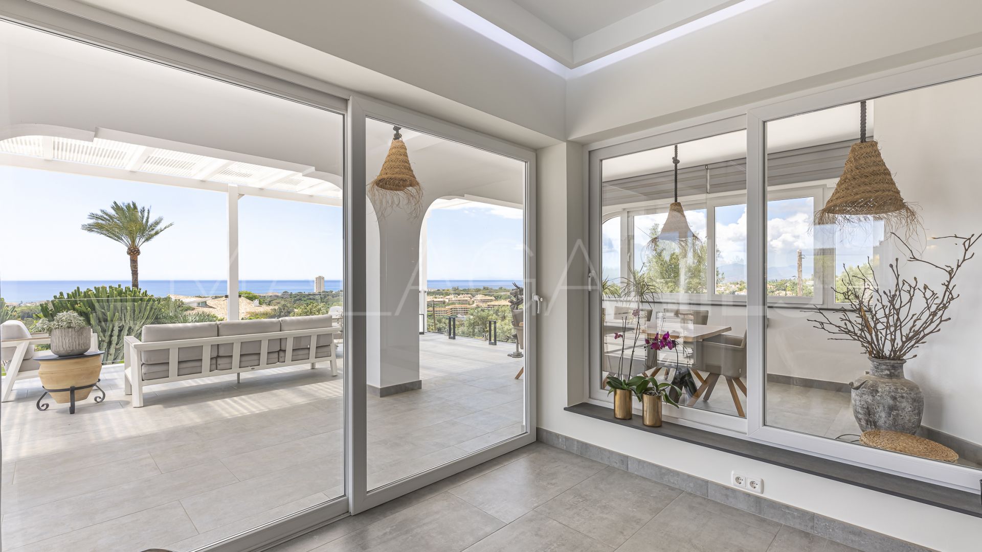 Villa in Elviria for sale