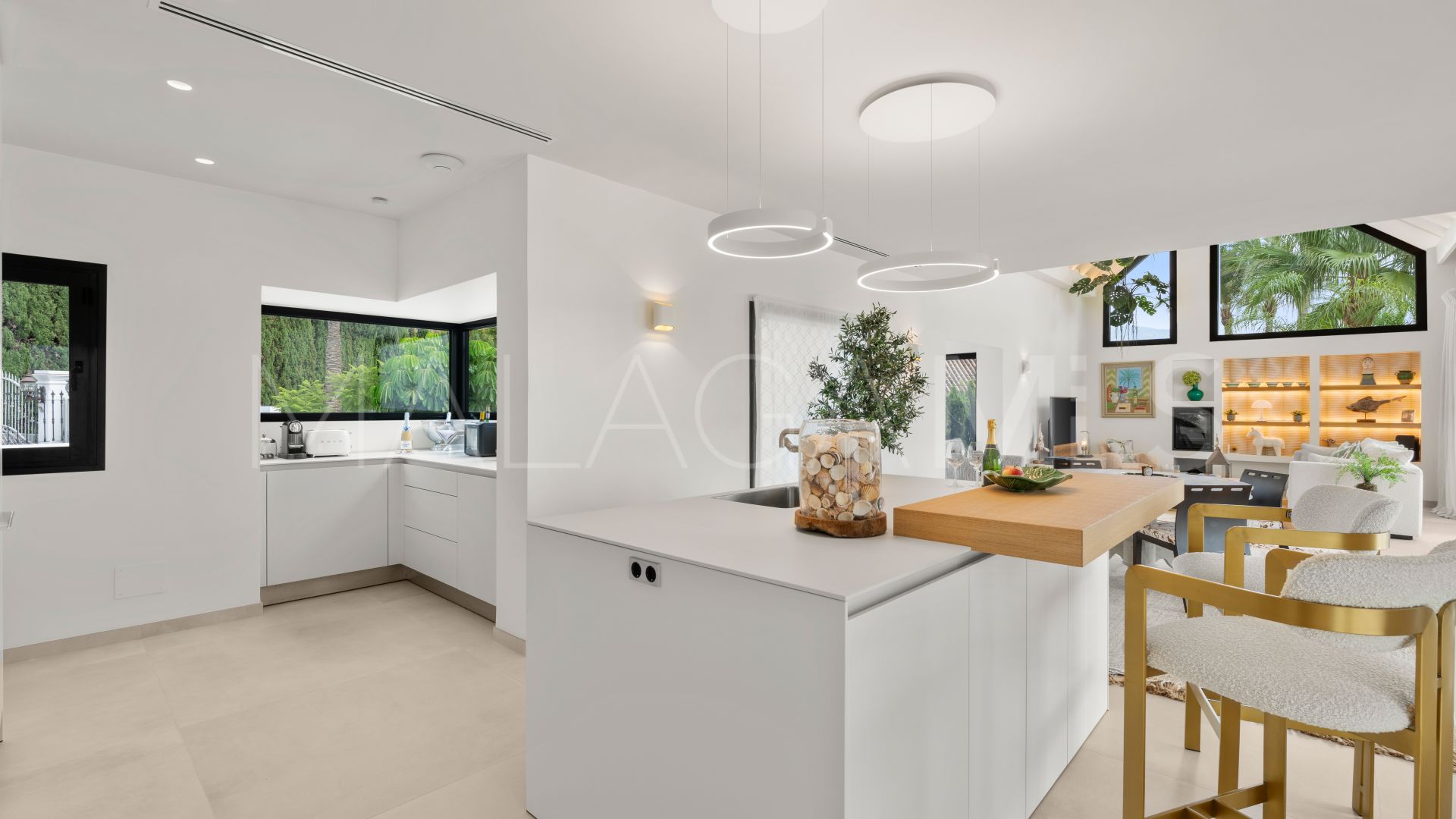 Las Lomas del Marbella Club villa for sale