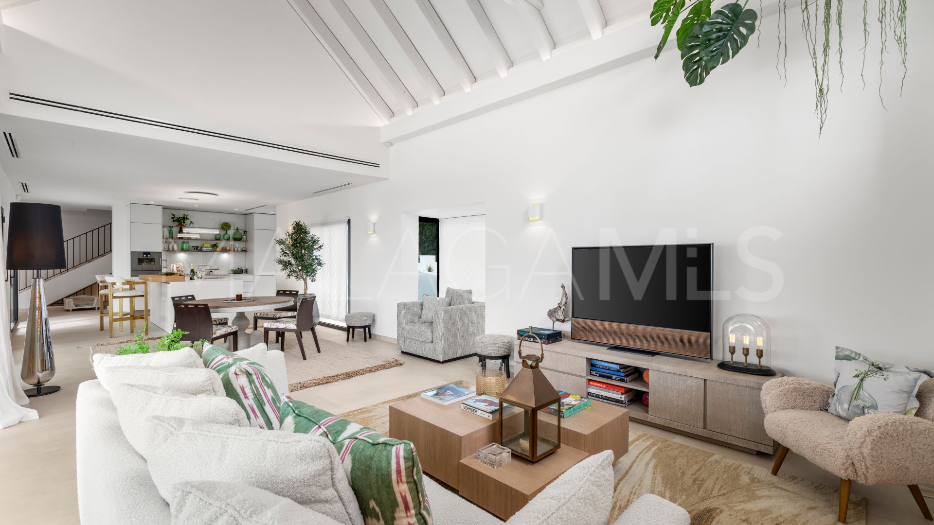 Las Lomas del Marbella Club villa for sale