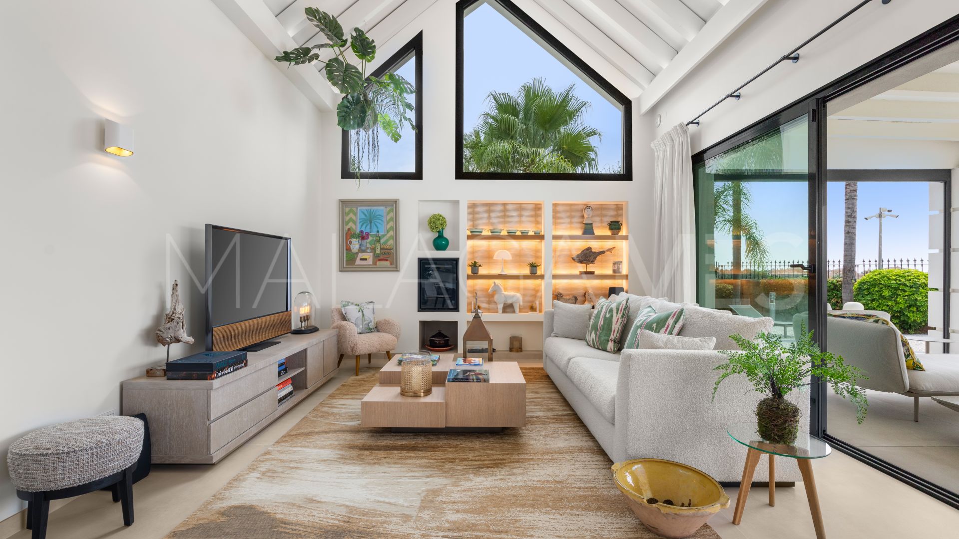 Las Lomas del Marbella Club villa for sale