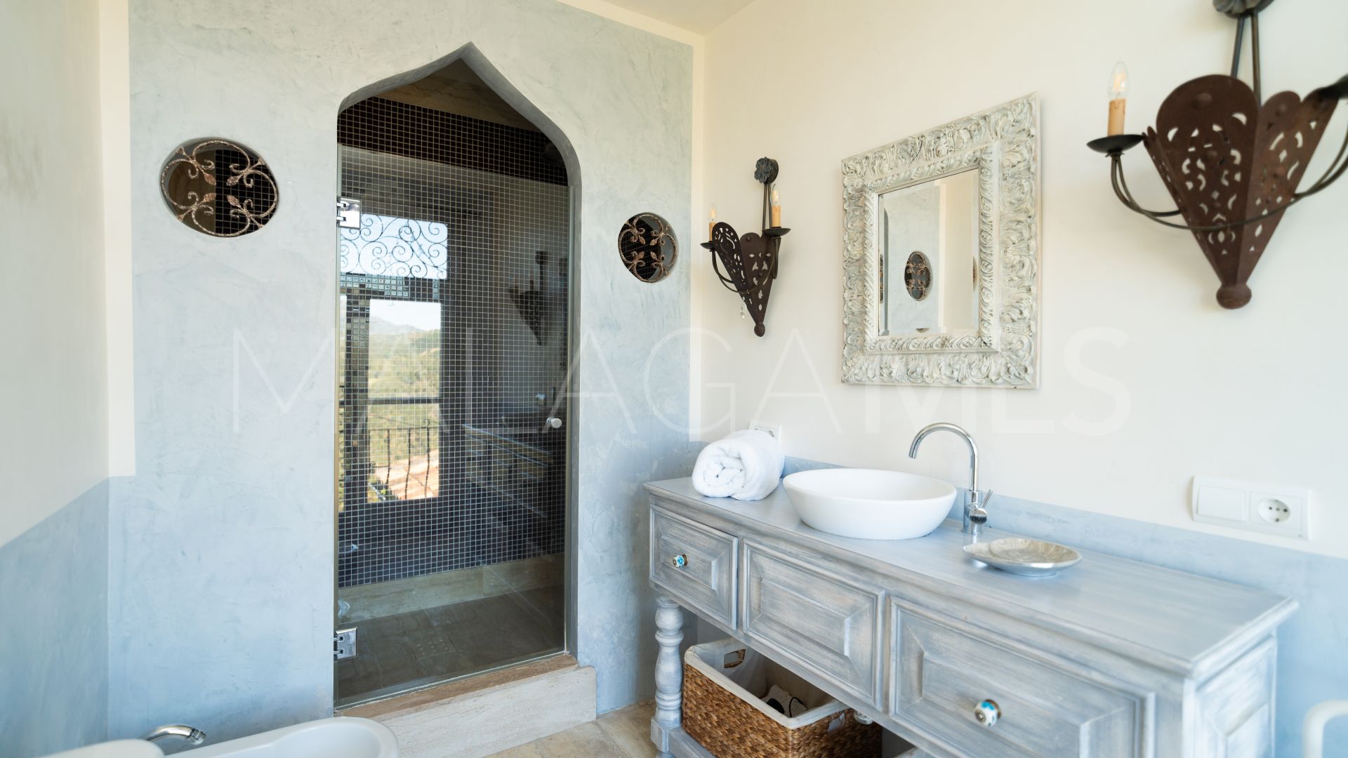 Villa for sale in El Madroñal