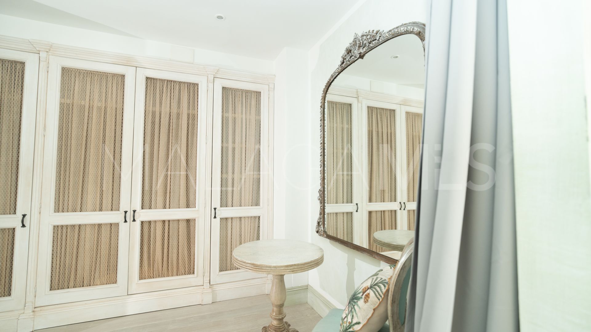 Villa for sale in El Madroñal