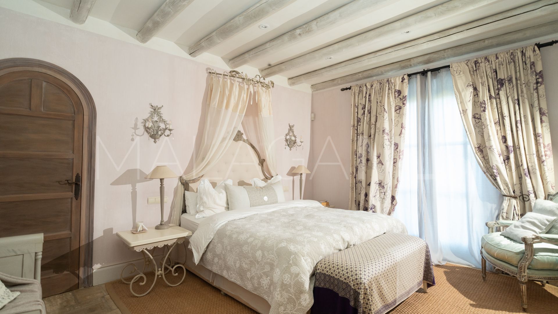 Villa for sale in El Madroñal