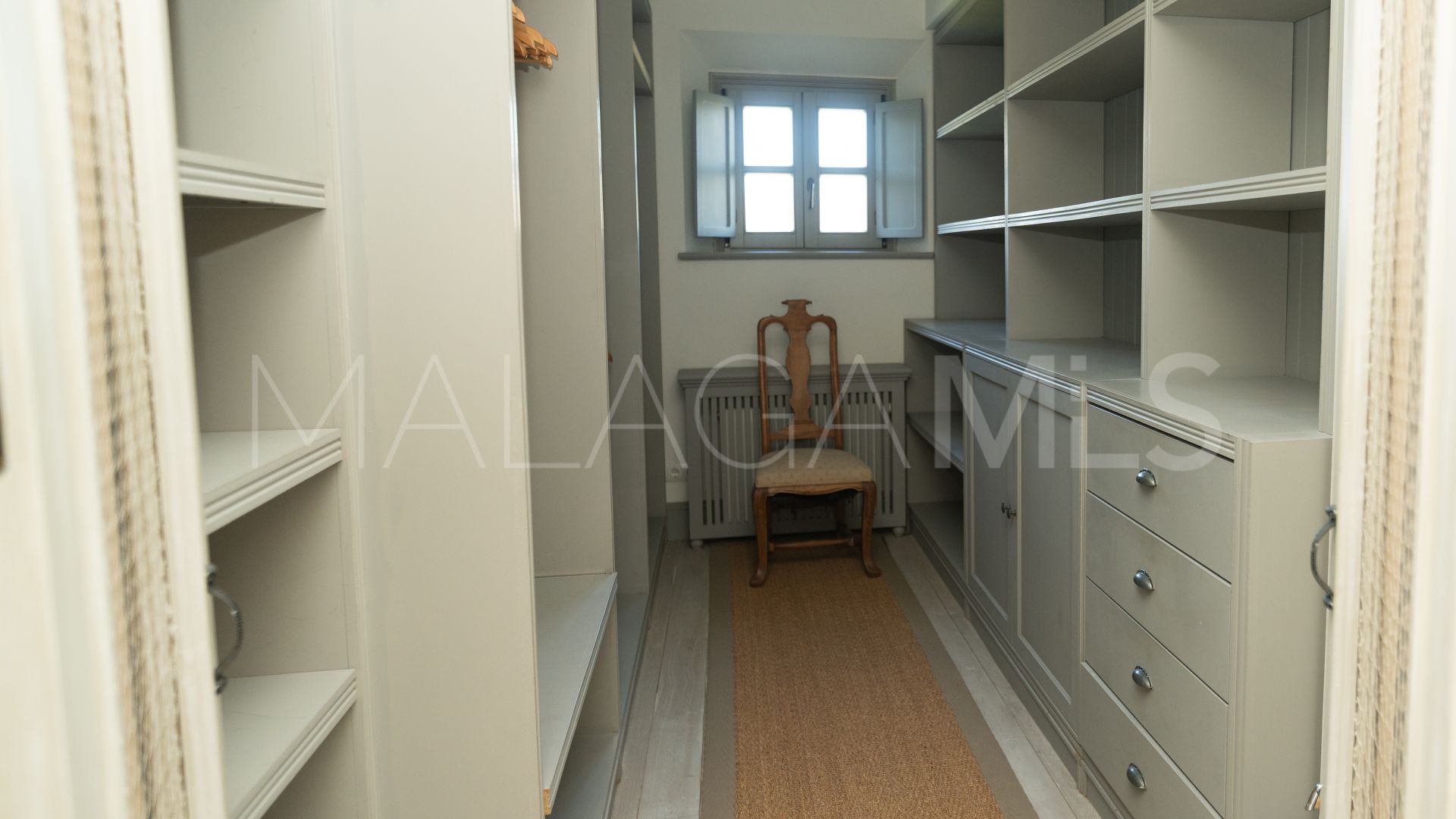 Villa for sale in El Madroñal