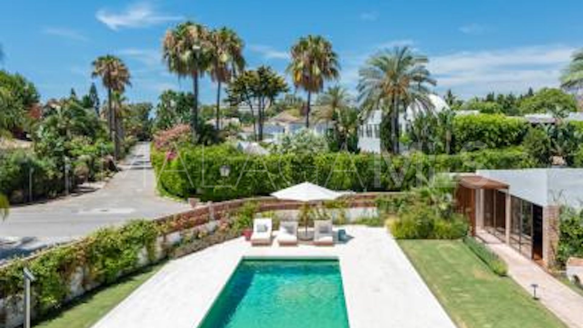 Villa for sale in Casasola