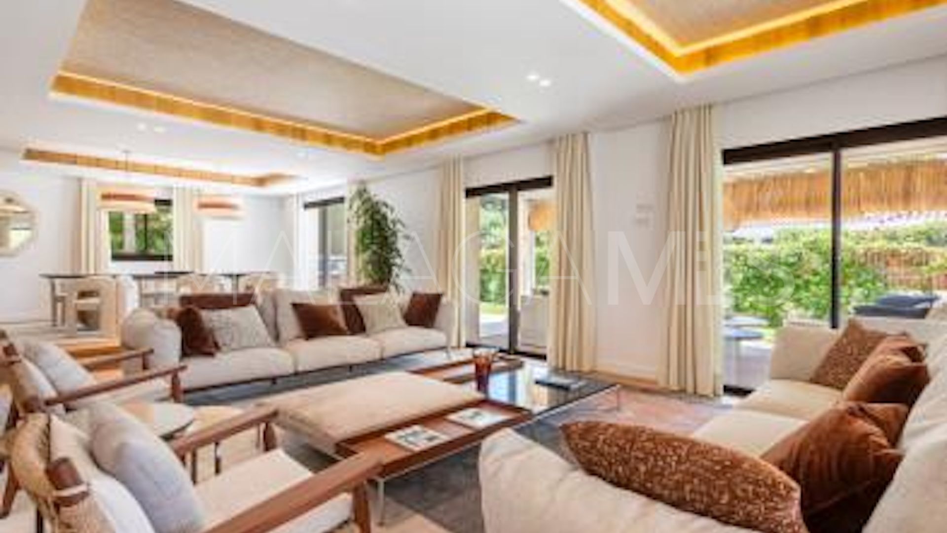 Villa for sale in Casasola