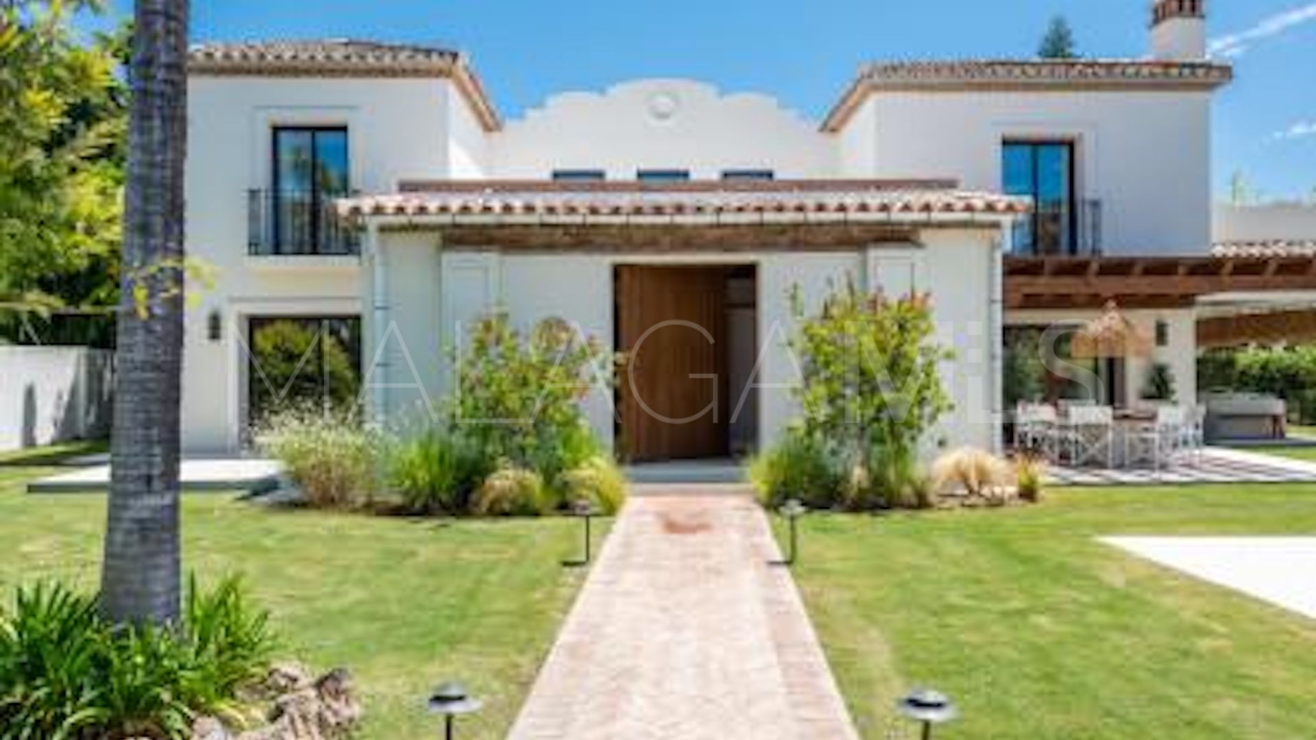 Villa for sale in Casasola