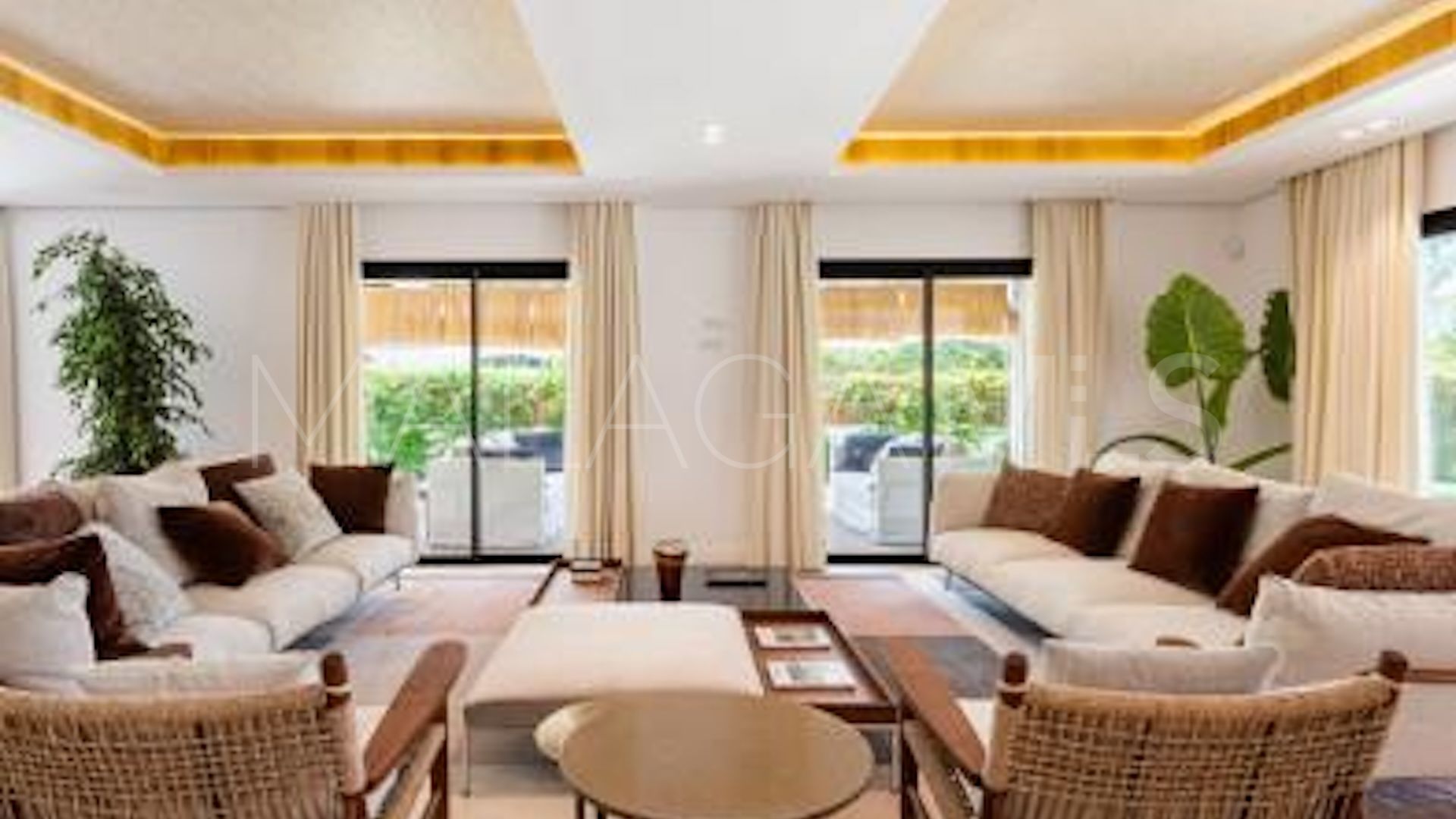 Villa for sale in Casasola