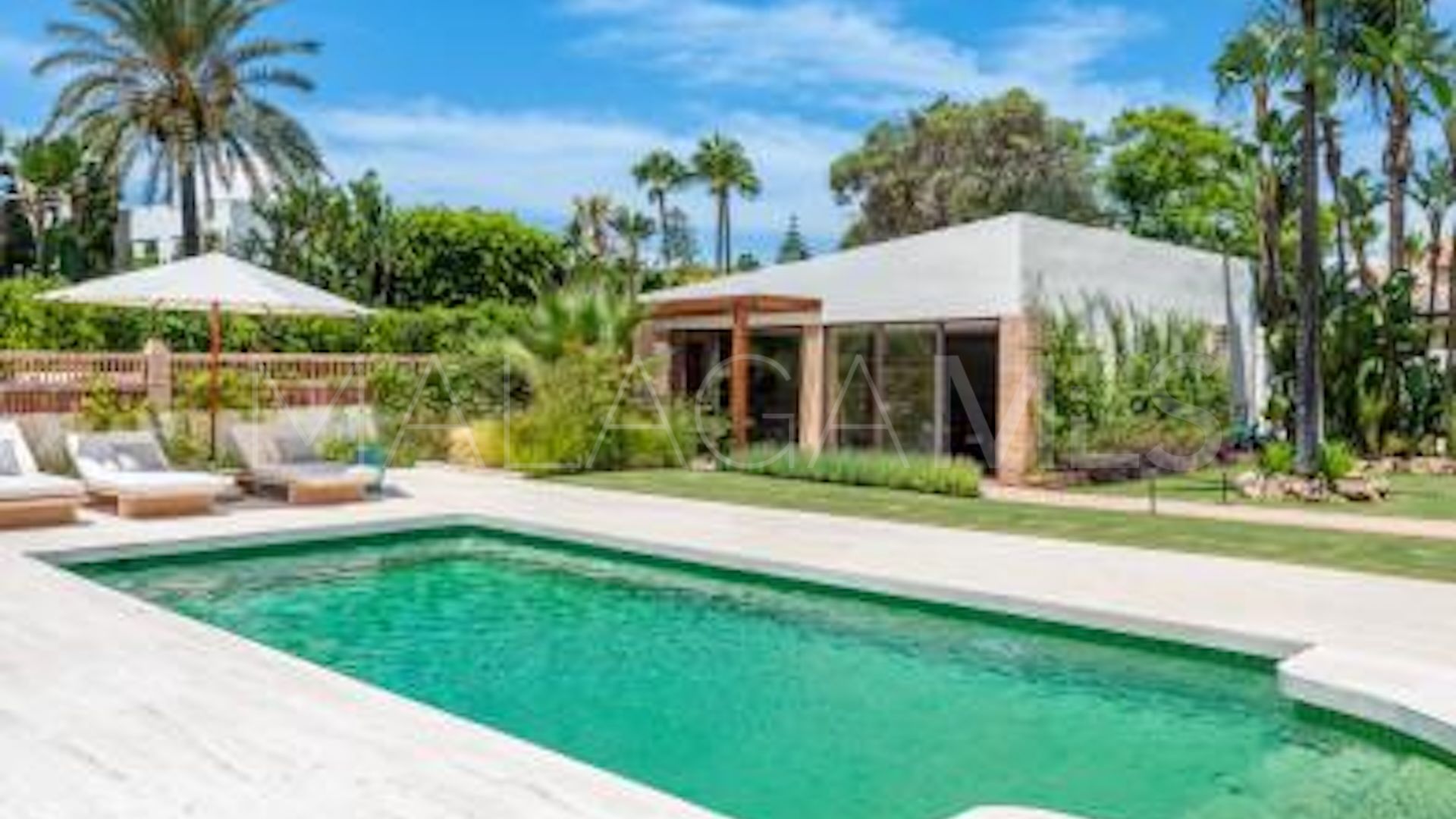 Villa for sale in Casasola