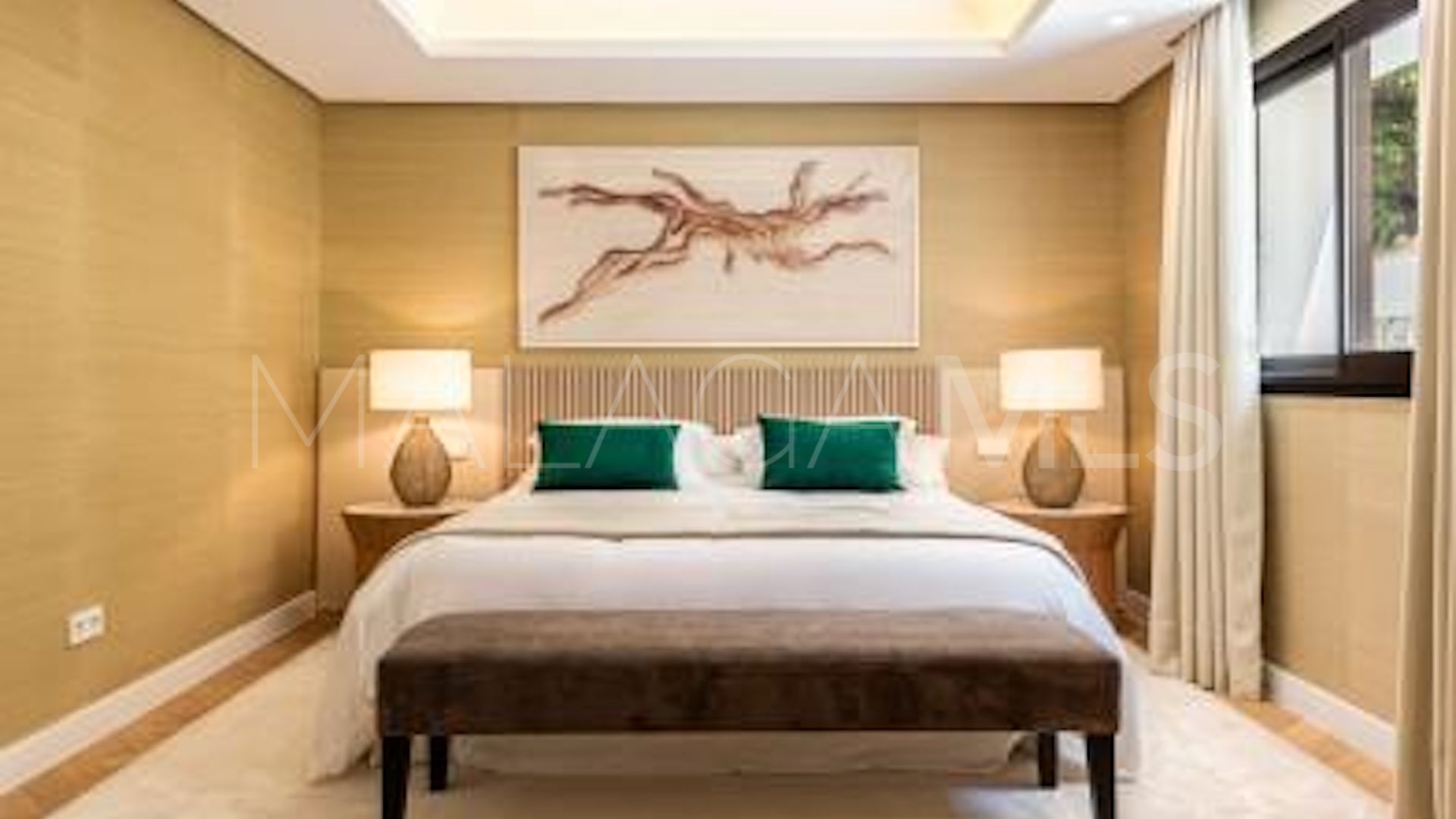 Villa for sale in Casasola