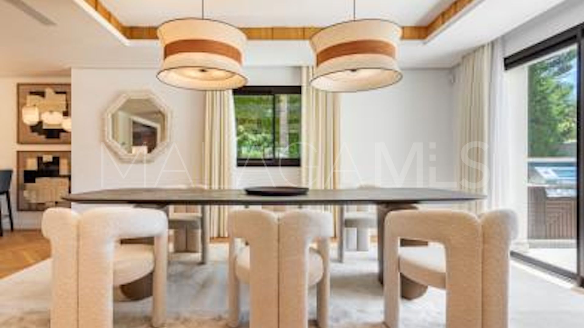 Villa for sale in Casasola