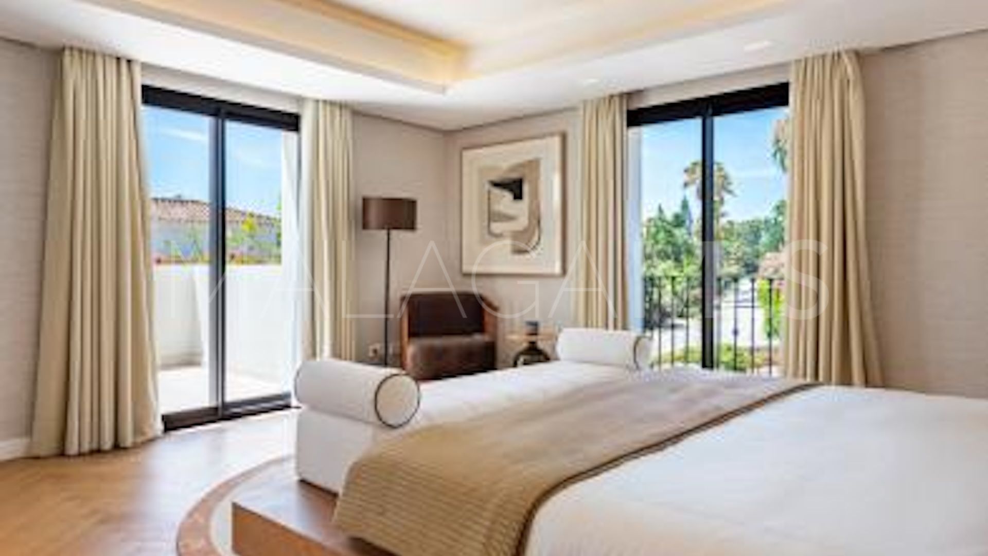 Villa for sale in Casasola