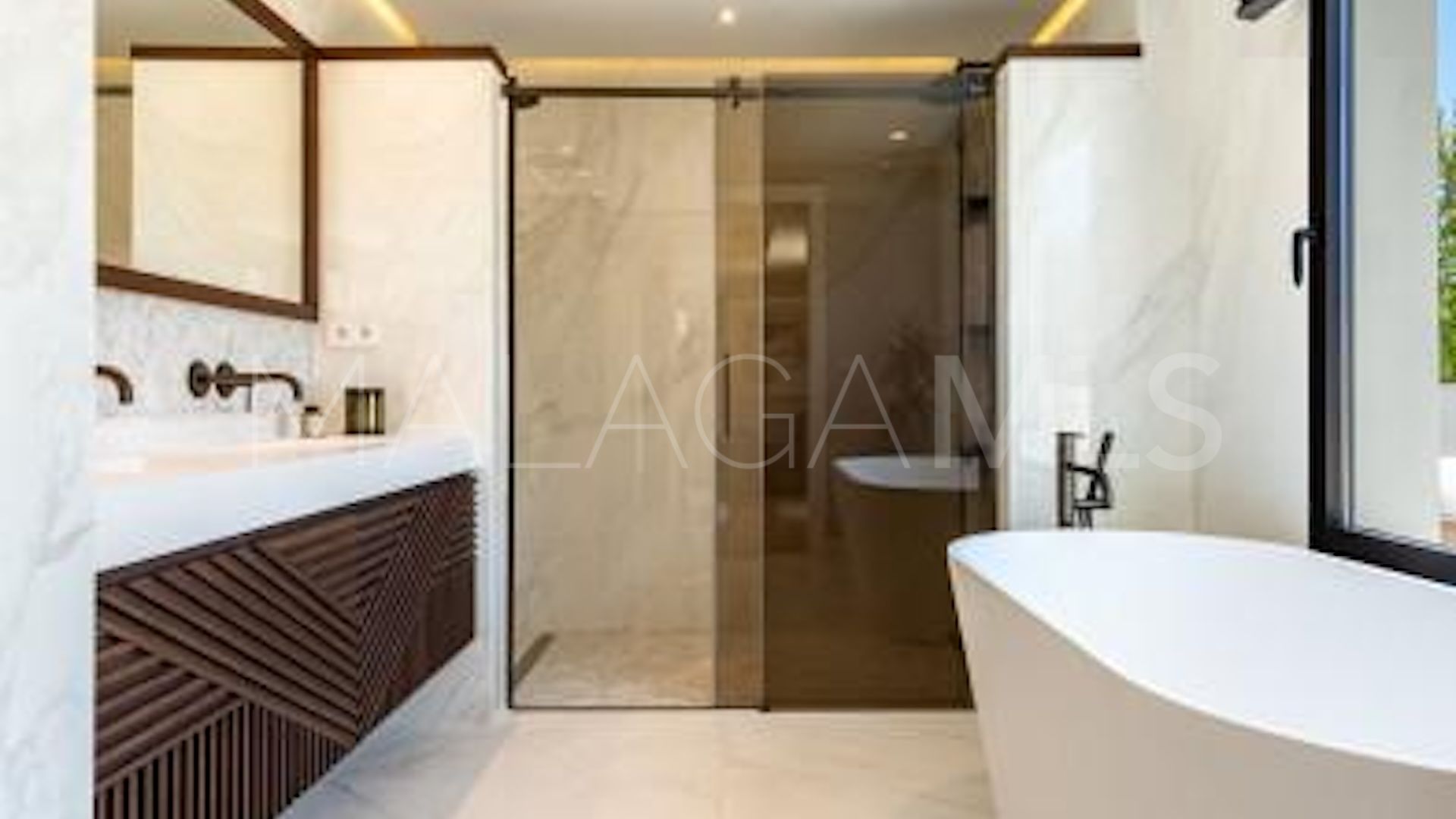 Villa for sale in Casasola