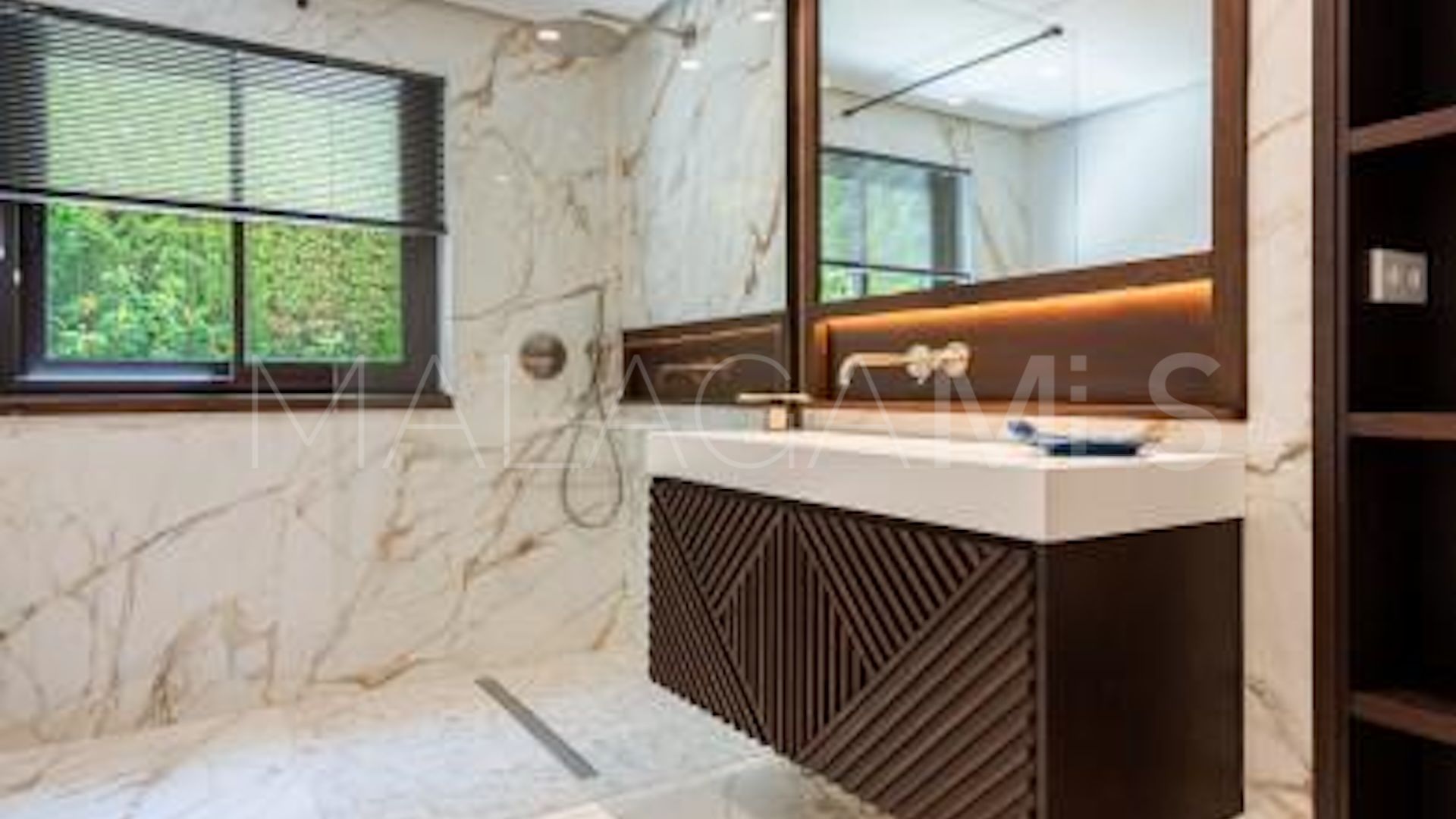 Villa for sale in Casasola