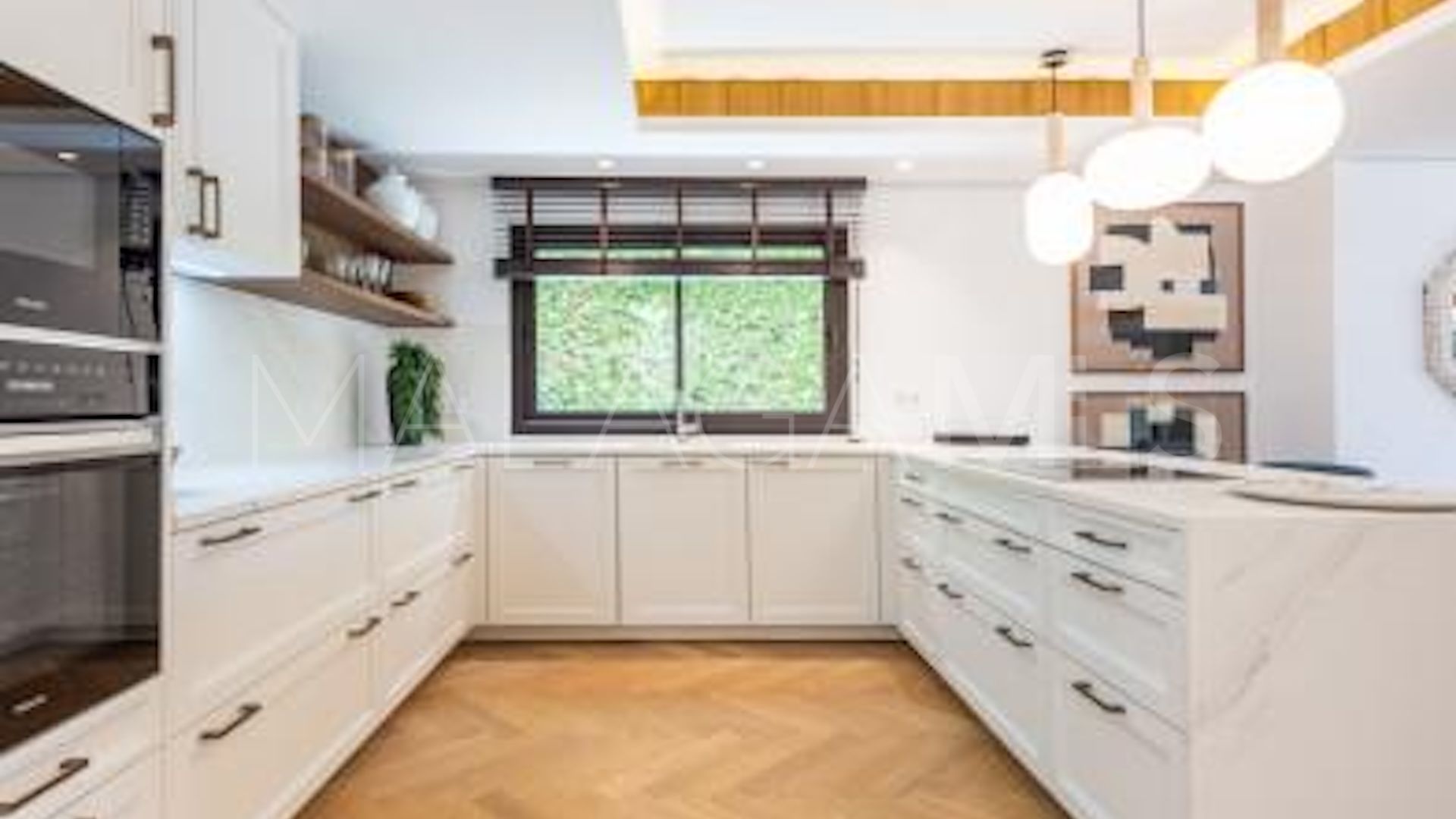 Villa for sale in Casasola