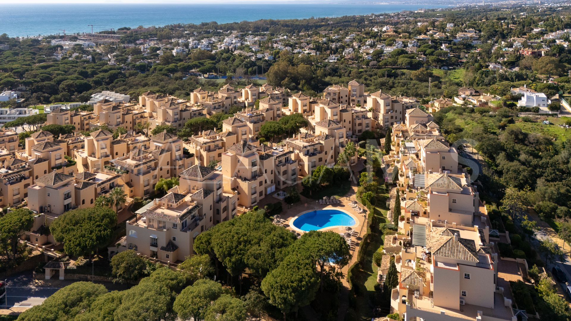 Duplex penthouse for sale in Elviria