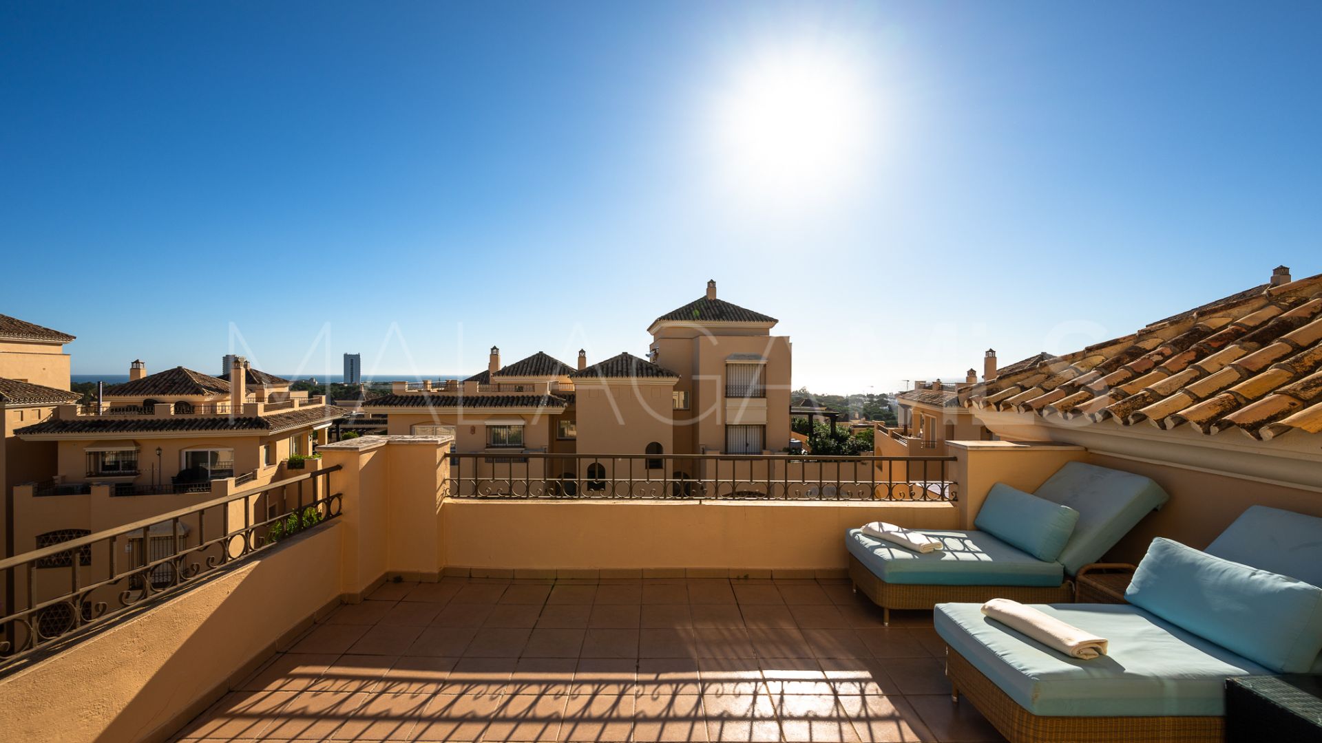 Duplex penthouse for sale in Elviria