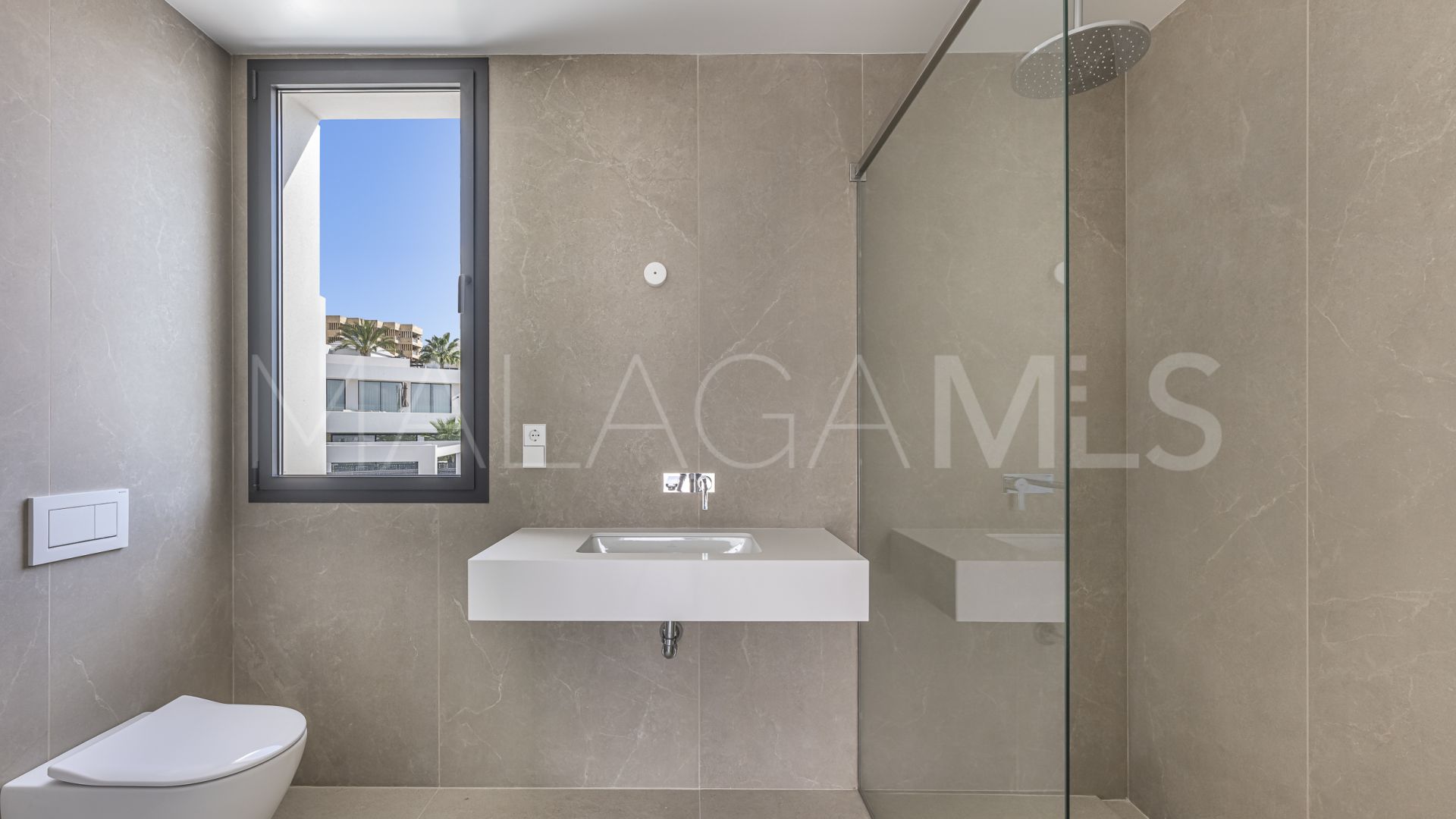For sale villa with 4 bedrooms in Rio Real