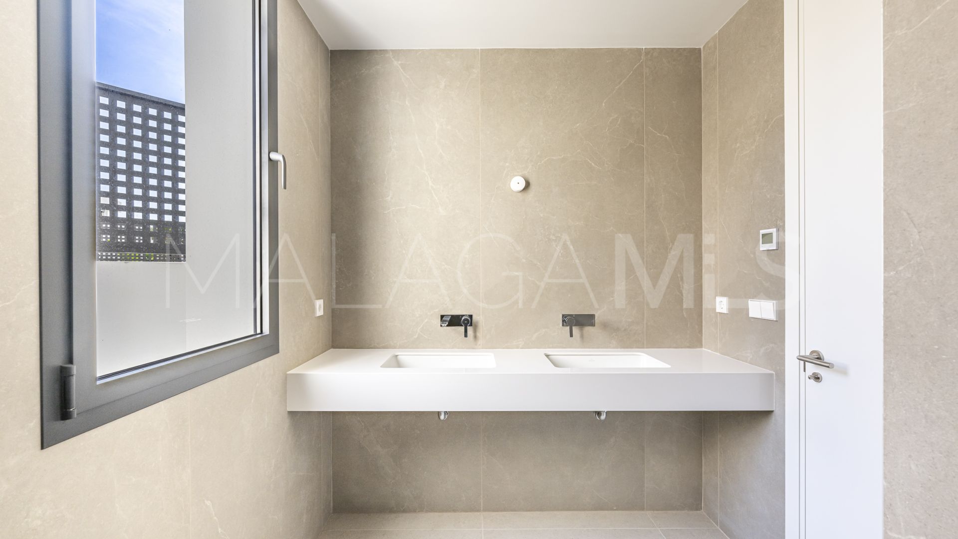 For sale villa with 4 bedrooms in Rio Real
